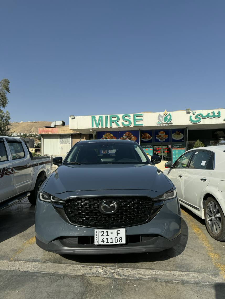 بِسْمِ اللَّهِ الرَّحْمَنِ الرَّحِيمِ
mazda cx5 2023 awd فوول مواسەفات 
سەیارەکە فوول مواسەفاتە کاربۆن ئیدیشین دەبل ئەکسل مەکینە ٢.٥ بێ تۆربۆ 
مواسەفات
سلایت 
شاشە گەورە
کوشن جلد 
کوشن کارەبای و خەزن
کوشن گەرم 
 ڕادار خەتی جادە ئۆتۆ ستۆپ 
ڕاداری ئاوێنەکان 
پشت و پێش کەپس 
چاملغ و دەرکەی سەکن سبوغە بێ ژۆری بێ شانسی 
٢ pdr گچکەی هەیە 
ئێرباگ شان و سوکان تەقیە سوکان بیلادی داندرایتەوە
لایت و ڕادێتە و پێشی کامل بیلادیە  
٤٦٠٠٠ مایل ڕۆییە گێڕ و مەکینە کارەبایات کامل بە شەرت 
ڕوونی گێڕی تازە گۆڕدراوە 
دینارەک مەسروفی تێدا نیە سەیارەکە بێ نوقسانیە 
سعر ١٨٥ 
شوێن هەولێر 
ڕەقەم مۆبایل *********** أربيل, العراق
