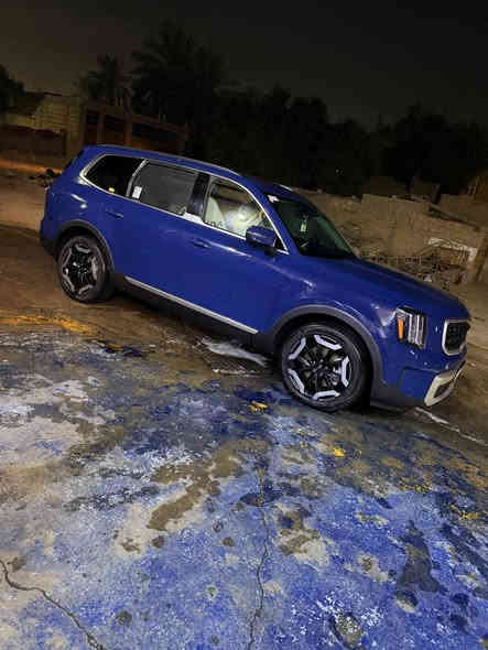 سلام عليكم كيا  تلورايد موديل وارد2023 فول مواصفات
1.رادار أمامي + خلفي+جانبي 

2.فتحت سقف

3. أشاير بل مري +رادار

4.لد نهاري لون ابيض

5.ويل حجم 20

6.جنطة كهرباء

7.تشغيل عن بعد 

8.كامرة خلفية

9.عدسات زينون

10.كشن منفصل

11.تدفئة تبريد كشنات أمامية

12.تبريد مركزي 3 قطع 

13.برد خلفية دفن بلادي 

14.ترحيب

15.كشن السائق كهرباء بل كامل 

16.كشن الصدر كهرباء

17.نقطة عمياء

18.مانع انزلاق

19. تحديد مسار

20.أوتو هولد

21.سايد بريك  دگمة

22.اربع مودات قيادة 

23.الوضع الاقتصادي عند وقوف السيارة 
24.شاشة چبيرة 
25. تعتيم المراية
السيارة بعد بيها هواي مواصفات ما مذكورة .

مرقم بغداد  تحويل شوكت ما يعجبك .

الضرر:. موضح بالصور بدون ايرباك وبدون تبديل فقط تعديل حافه الجنطه دعاميات بلاديات بدون صبغ وسونار موجود

 السعر :  305وبيها مجال الشراي ***********.  ***********
