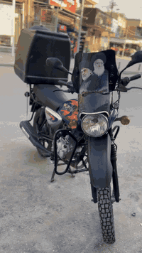 سلام عليكم
دراجه بوكسر موديل ٢٢مرقمه رقم انكليزي
الدراجه خير من الله مجفته يم شركة لمصطفى تجفيت بلاي الحمد الله ما موكفتني بشارع سعرها مليونين وستميه متواجد واتساب او اتصال فقط***********
