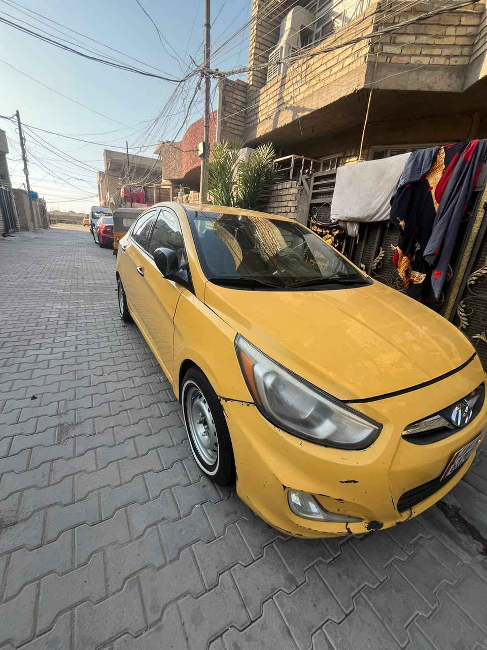سياره اكسنت 2016 مكينه 1600جي دي اي مثبت سرعه شاشه كامره مانع انزلاق نضام ايكو تحكم ستيرن سياره حادثه بس بنيد مبدل وسياره مطلوبه هيه وغرامه وناقصه تبريد غاز بس ومكينه تنقص 83وبيه مجال مكاني بغداد ***********
