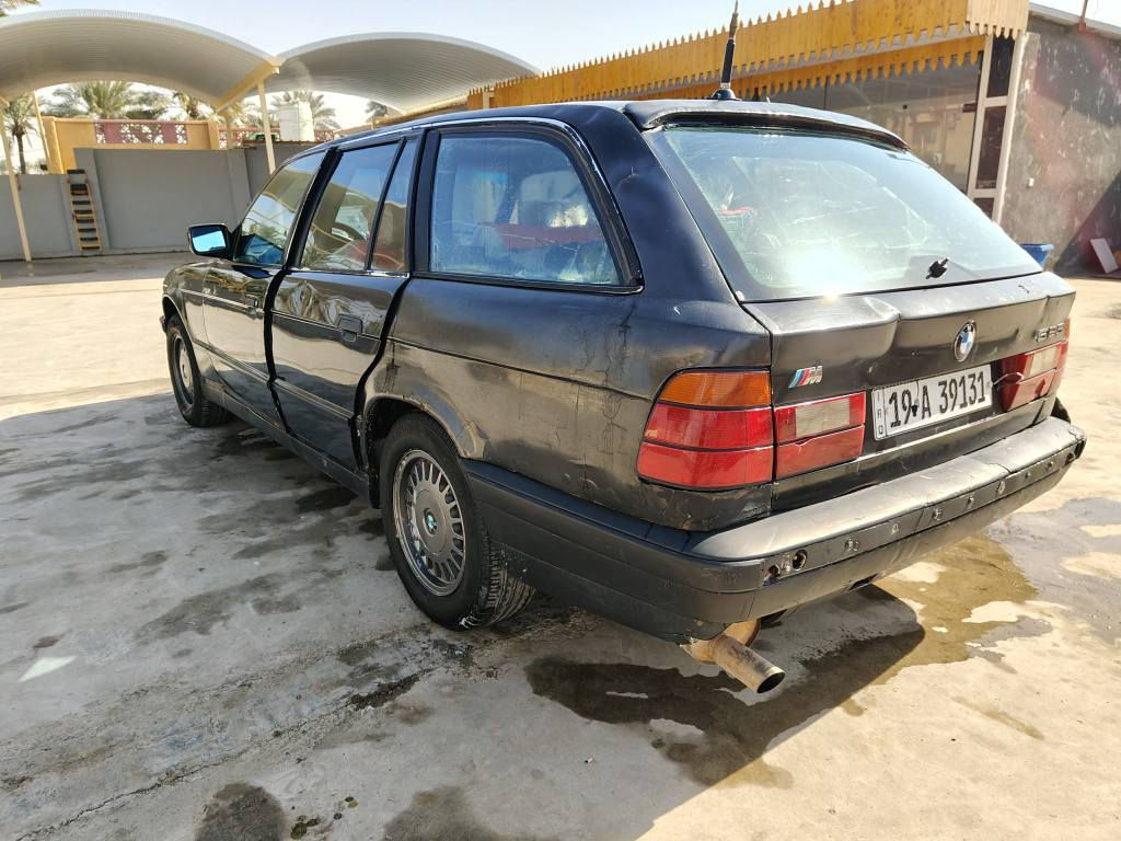 بيئم ستيشن 525 موديل 93سيارة خير من الله مكينه وكير محرو بشرط✈️  كهرباء كلها شغاله السعر 35وبي مجال *********** بغداد, العراق
