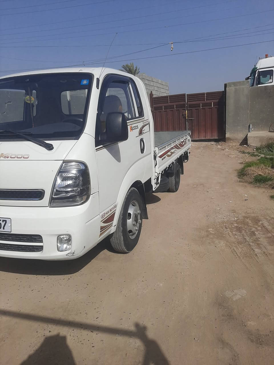 السلام عليكم كيا للبيع موديل 2020 شكل الجديد سنويه إلى الفين وتلاثين سيارة جاهزه وخير من الله على وضع الشركه المكان بغداد الشعله رقم الهاتف ***********    ***********
