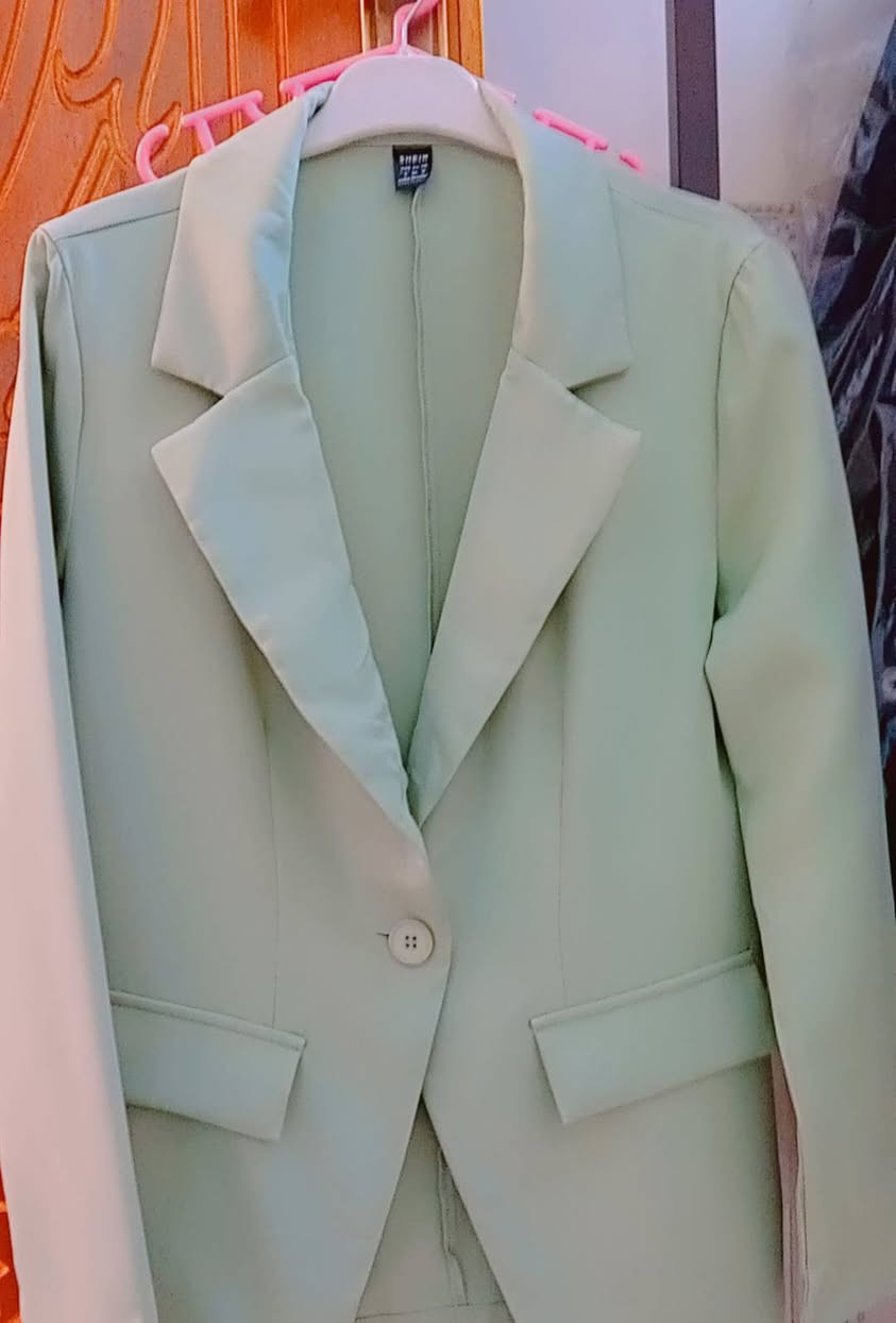 قاط جديد مملبوس قياس ميديا السعر ٢٠ وبيه مجال وتنوره كلوش هم جديده مملبوسه ب ١٥


**إذا كنت صاحب هذا الإعلان وتريد حذفه لأي سبب، رجاءا أرسل رسالة إلى الدعم الفني**