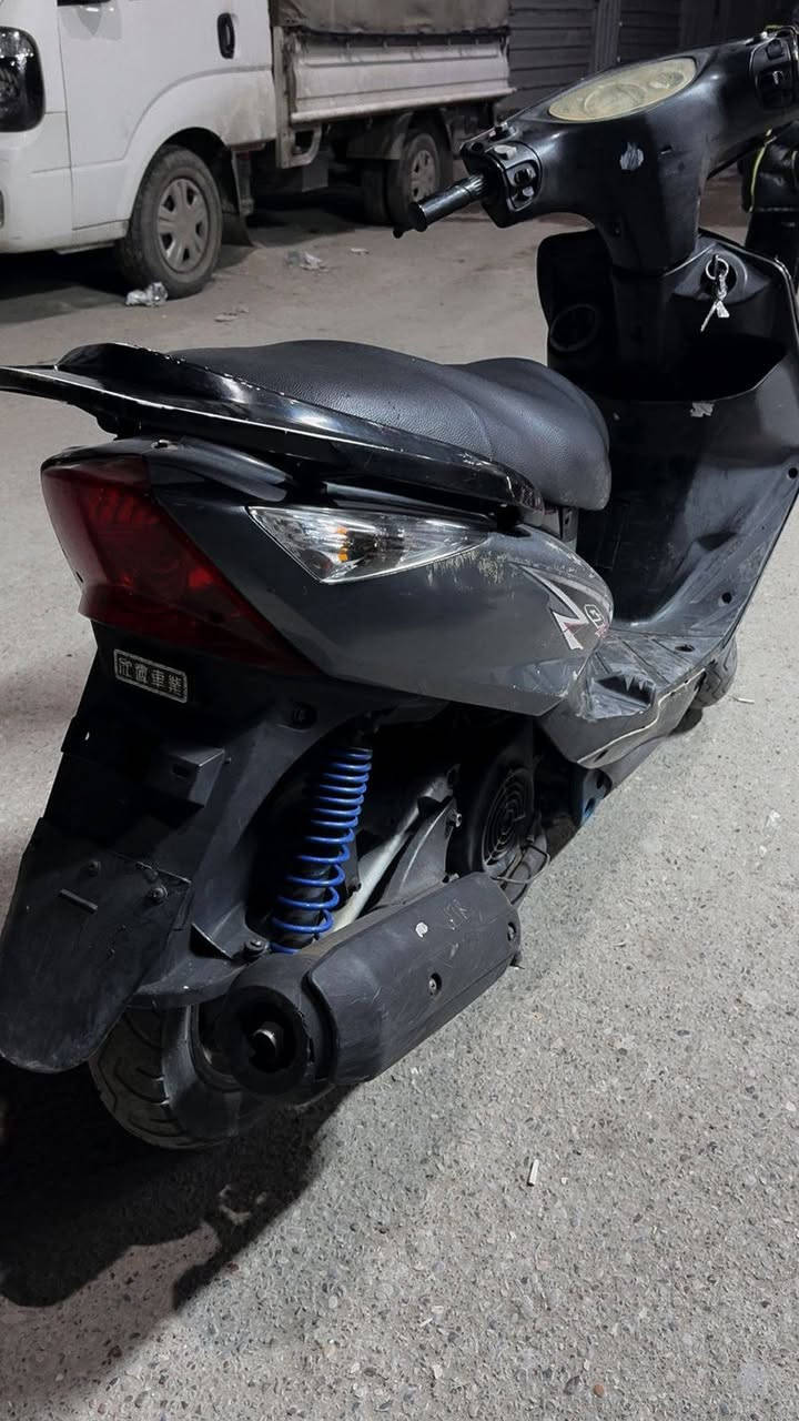 السلام عليكم. دراجه ثعلب للبيع الدراجه خير من الله نگره سلف اريد ابيع لين محتاج فلوس سعهرها 650الف جيب فيتر وياك و تعال الدراجه برغي نقص ما بيها اكفلك سرقه و عشائر مكاني بغداد مدينة الصدر 
*********** هاتف
