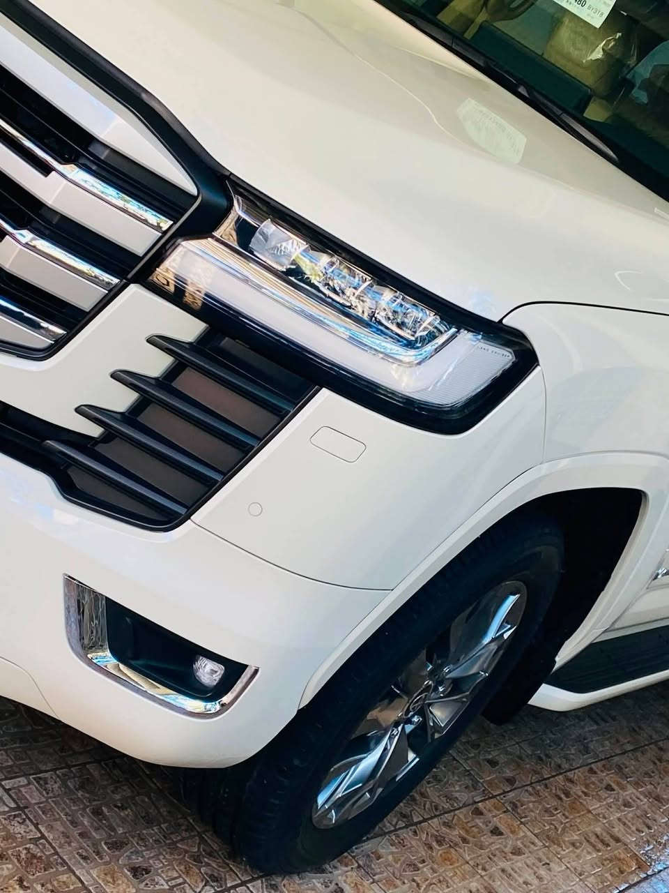 👑 مفخرة الأرض 👑
لاندكروز 2022 VX ساز ام الضمان 
ماشية 13 الف 
كفالة عامة 
محرك 4000 تنفس طبيعي 
رقم اربيل مميز بأسمي 
مغلفة PPF بشركة ساز
مواصفات VX معروفة 
السعر : 70
للتواصل : ***********
العنوان : بغداد / الطارمية
