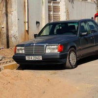 مرسيدس 230E • جلد • سنوية 29