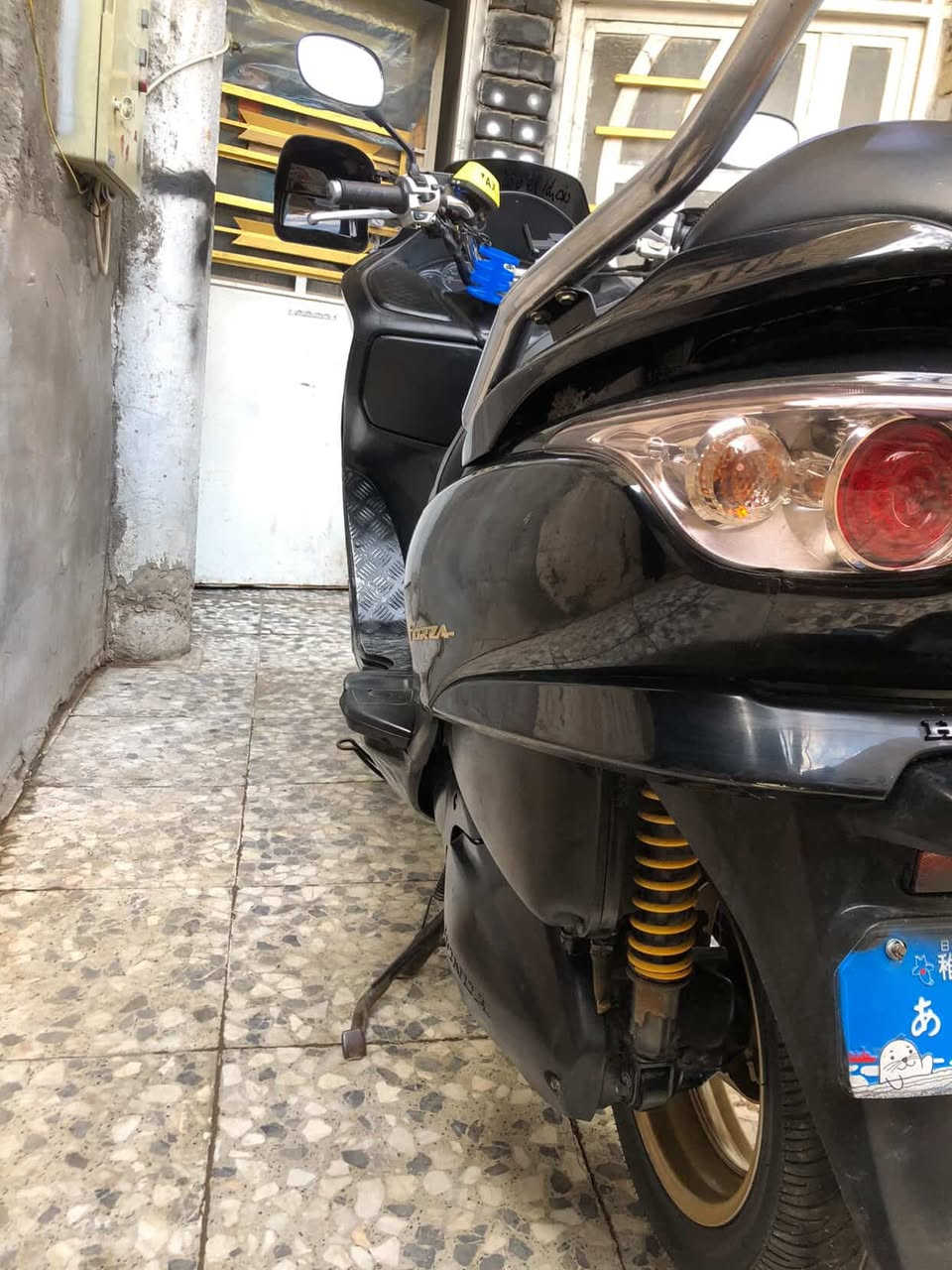 فورزه 09 للبيع مكينه وكلشي مكفول وشغال. فقط الكير ملغي. دراجه حلوه ونضيفه وترايك وين متريد. مكاني بغداد حي اور *********** سعرها مليون و١٠٠
