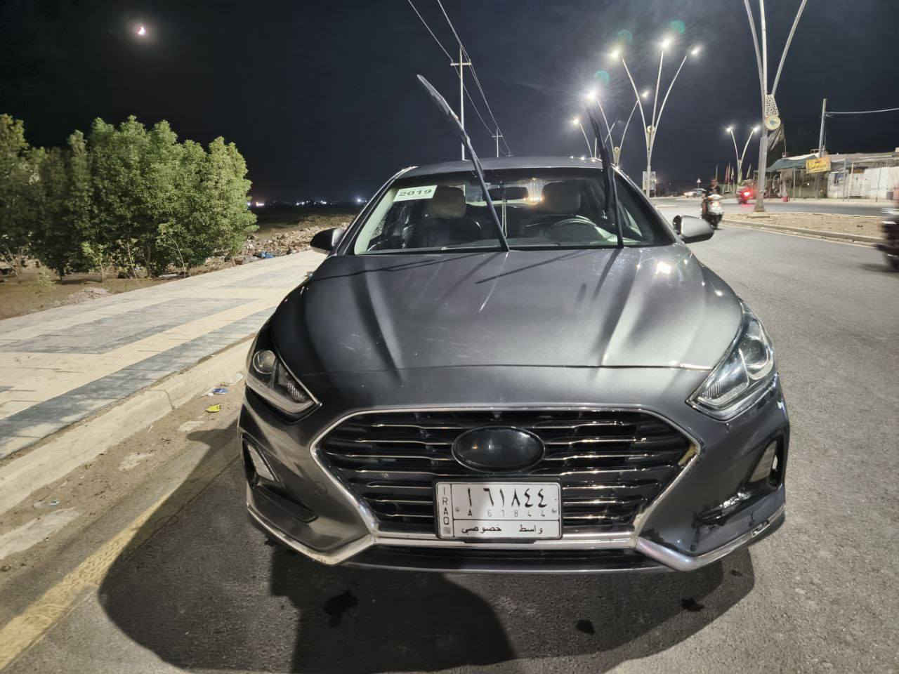 سلام عليكم
للبيع سوناته وارد امريكي حادث خفيف بدون لفد بدون شواصي جاهزه للخير 2019 تحويل مباشر 
***********
