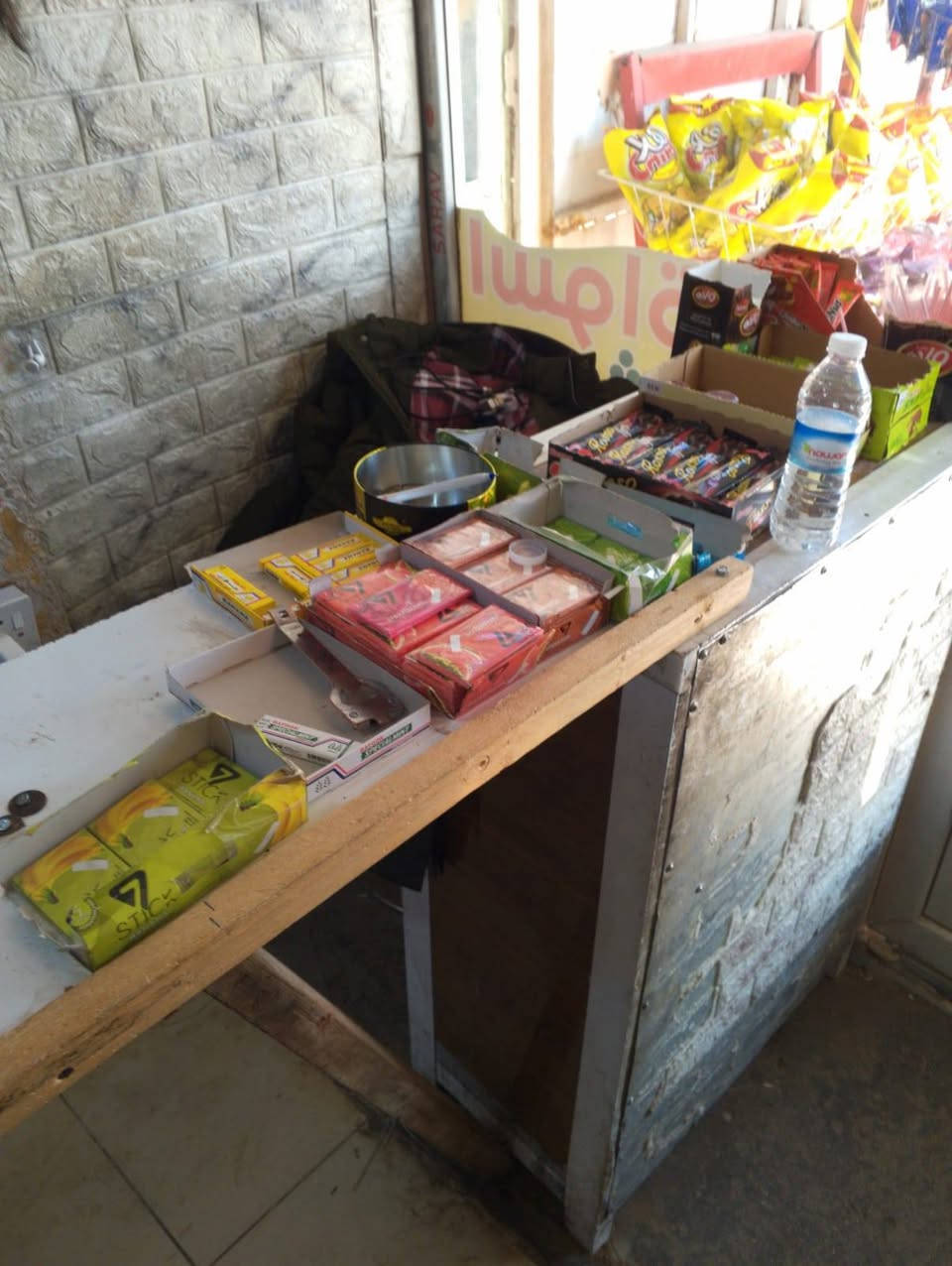 السلام عليكم
اسواق للبيع موقع تجاري ممتاز مقابل مدرسة الحرائر للبنات ؛ حي الحر شارع المستوصف ؛ والشغل خير من الله عالشارع العام ؛ وسبب البيع بسبب عدم التفرغ ؛ المحل باسم ( اسواق هشومي ) للاستفسار ؛ الاتصال على رقم ***********
