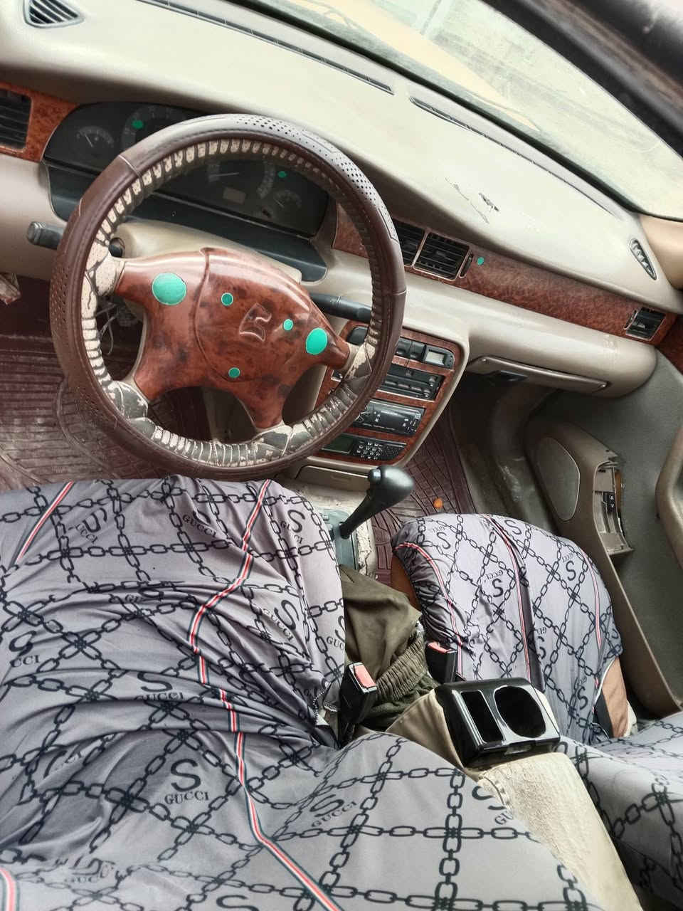 السلام عليكم سياره سمند بسمي السنويه والرقم مالتهاا طالع بس مامبدله السياره 2010 كير او مكينه اوتوماتيك كورله بيكاتشو السعر 30 او بيها مجال رقمي *********** مكاني بلحله
