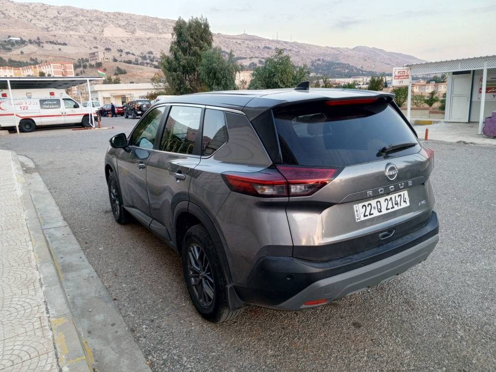 ڕۆگ2022
Sبە سمە شغال ڕادار شاشە کامیرە دە بڵ اکسل 6مۆدی لێخوڕین کامر ڕادار تحکم ستێرن 
دووپارجە ی سبوغە بێ ژووڕێ بێ ئێرباگ بی شوختو جاڵ 
مکینە15 تۆربۆیە زۆر اختسادە
ڕە قە مو فە حیو هه زە نوێ یە 
پێشو پشت کە پس دە عامیش بیلادە
*********** كويسينجاك, أربيل
