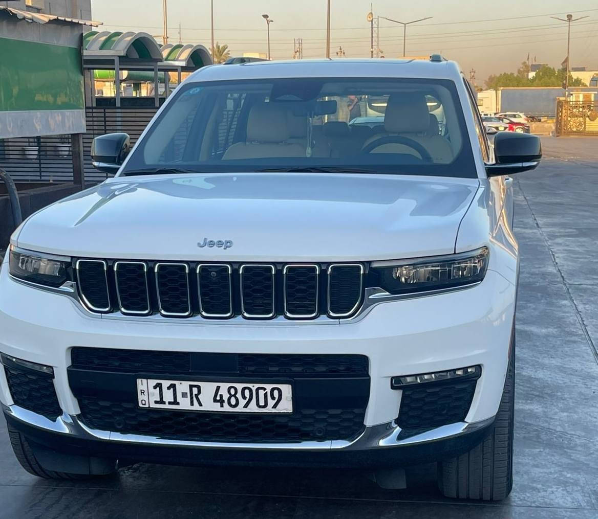 جيب كراند شيروكى 2022
 سيارة نظيفة ووياها السونار مالتها
العداد:  
اللون: ابيض
5 راكب 
رقم  بغداد جديد
المحرك: 3.6 لتر 6 أسطوانات (V6)
القوة الحصانية: 293
عزم الدوران (نيوتن-م): 352
ناقل الحركة: اوتوماتيك 8 سرعات
المواصفات:
*نظام دفع رباعي 4X4 متطور
*فتحة سقف 
*دخول ذكي بدون مفتاح
*ويل المنيوم قياس 18 انج
*شاشة التحكم الرئيسية لمس بنظام Uconnect 5 بقياس 8.4 انج مع نظام ملاحة
*رادار تفاعلي مع خاصية التوقف والانطلاق
*تحذير النقطة العمياء
*تحذير الخروج عن المسار
*نظام المحافظة على البقاء فى المسار
*حساسات خلفية
*نظام مانع تصادم خلفى
*نظام القيادة شبه الذاتية
*مقصورة الركاب من الجلد الفاخر
*مقعد السائق كهربائي
*نظام ابل كار بلاى و اندرويد اوتو لاسلكي
*نظام صوتي فاخر 9 سماعات من ALPINE
*دخول ذكي (بصمة)
*مصابيح أمامية أوتوماتيكية مع مصابيح نهارية وكشافات ضباب LED
*نظام التحكم التلقائي في الضوء العالى
*ماسحات زجاج أمامي حساسة للمطر
*وسائد هوائية أمامية متعددة المراحل ووسائد هوائية جانبية ووسائد هوائية أمامية/خلفية.
*نظام التحكم الإلكتروني بالثبات.
رقم تواصل ***********
مكان السيارة :بغداد الامين الثانية
