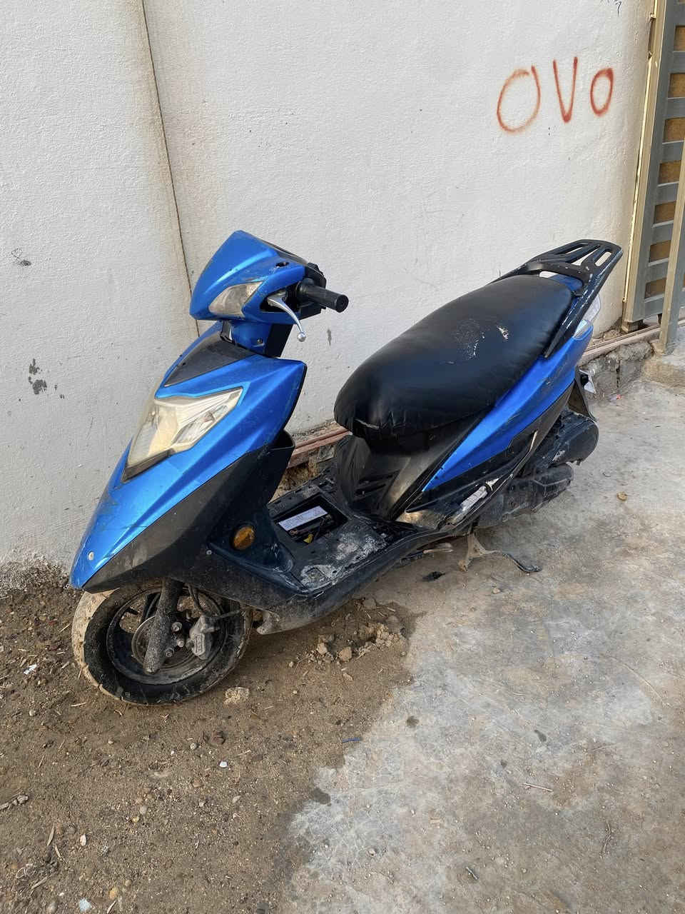 سلام عليكم هوجي لبيع عاطل ابيع عله وضعه العنوان التميم رقم الهاتف ***********سعر250
