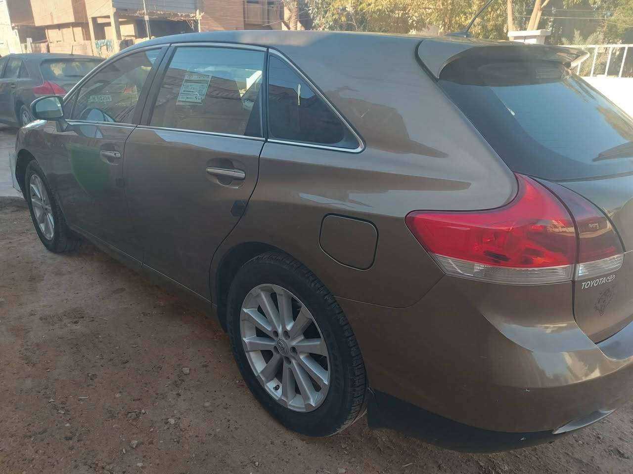 السلام عليكم
تيوتا فينزا 2010 
رقم كركوك الماني مشروع وطني
٤ سلندر ٢٥٠٠
٥ راكب 
كشنات كهرباء 
بصمه اربع ابوب وصندوق
صندوق كهرباء تصعيد تنزيل وشفط
كشنات جلد
تحكم استيرن
شاشه
تخم تاير جديد 
محرك وكير كفاله
الصدر جديد
السياره مابيه نقص شي
بيه شوي جراد بنيد وسقف
مابيه حادث داخل العراق ومن الخارج راح احدده بصوره باب الصندوق 
السعر 135
***********
