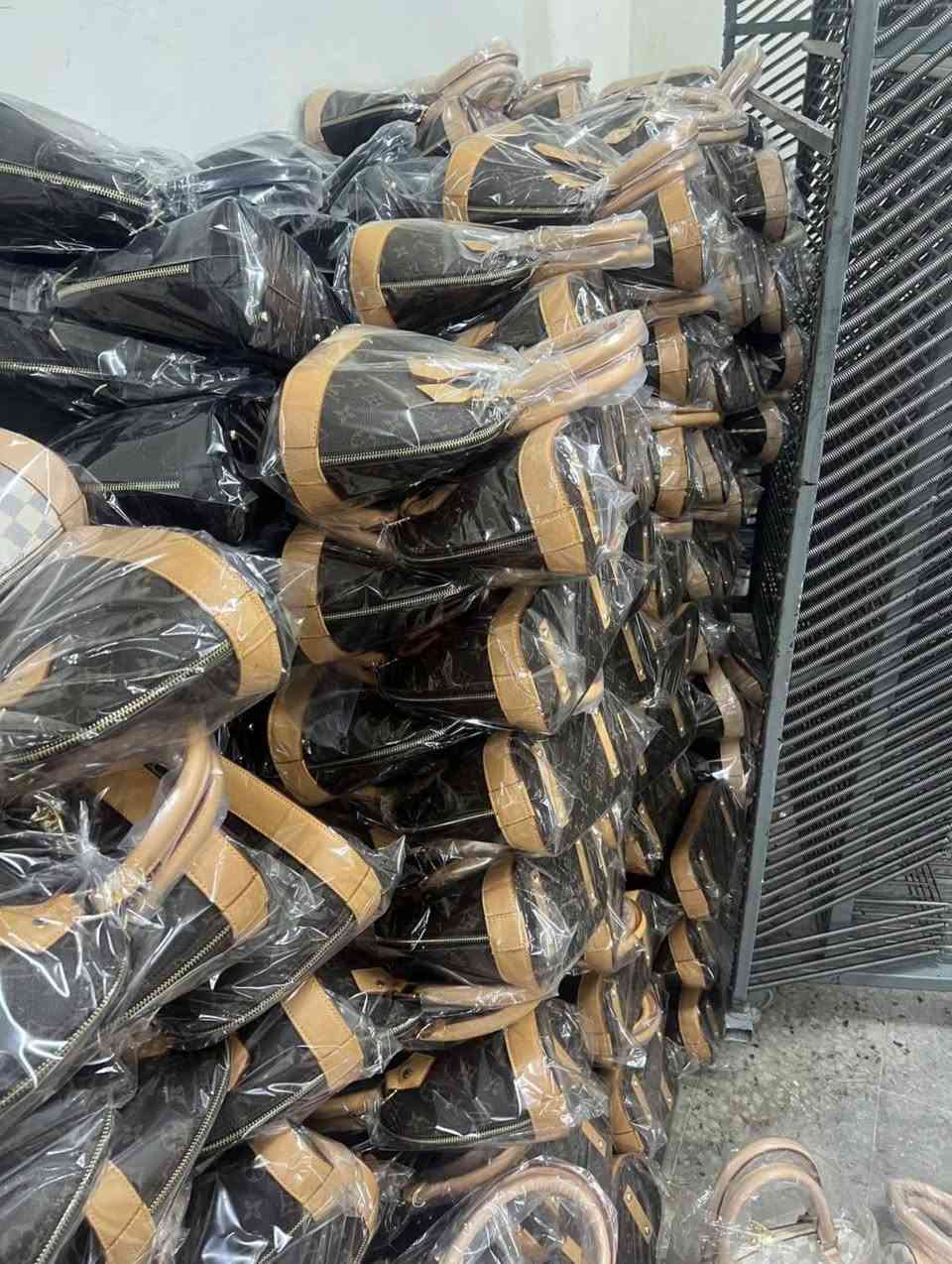 من المصنع مباشره 
باقي الاشكال والاسعار في القناة التلجرام ⬇️ 
https://t.me/+mdzSdOTirU82YmRk
https://t.me/+mdzSdOTirU82YmRk


**إذا كنت صاحب هذا الإعلان وتريد حذفه لأي سبب، رجاءا أرسل رسالة إلى الدعم الفني**