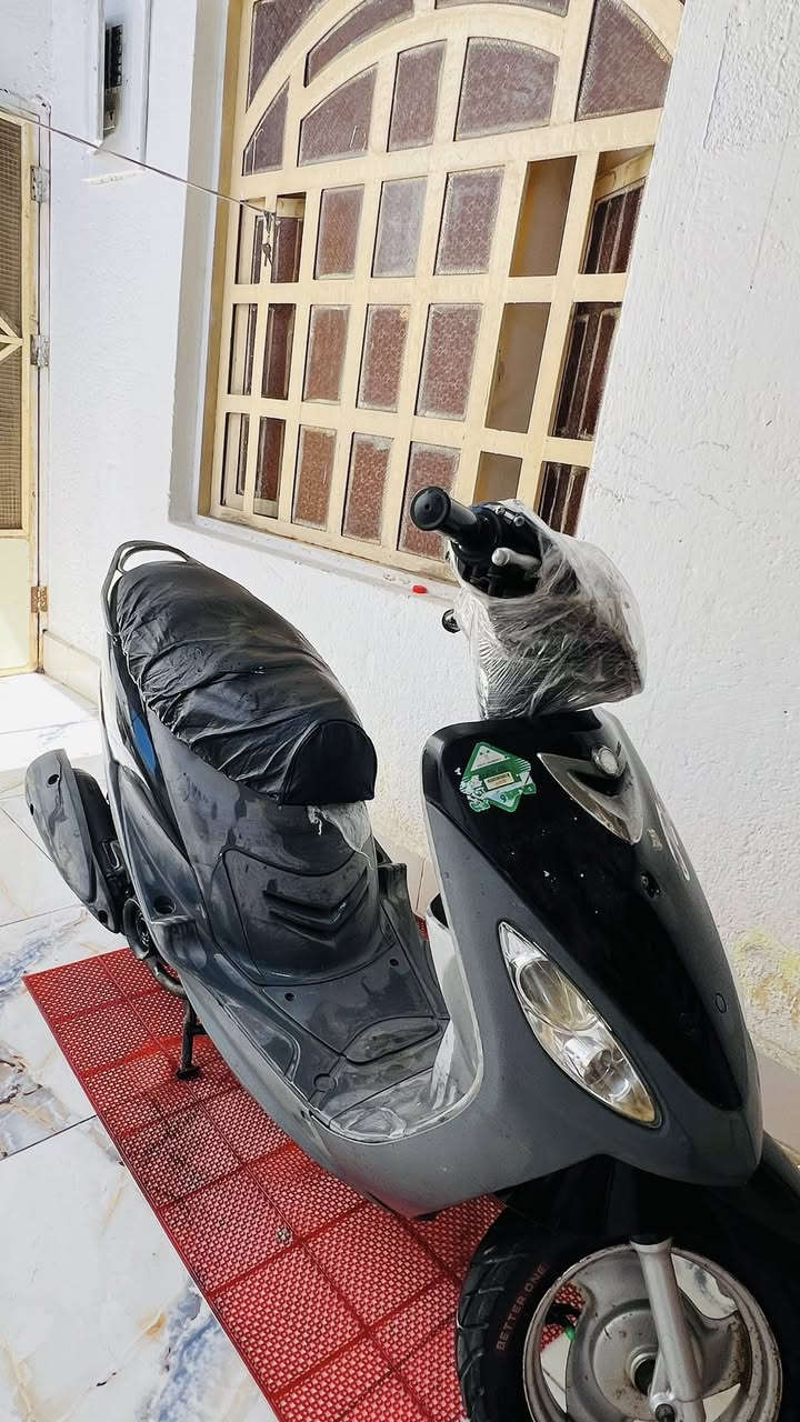 السلام عليكم خواتي دراجه ماكس قجمه للبيع دراجه كفالفه مكينه مامفتوحا تجي تفحص وين ماتريد. 
700بيه مجال

رقمي ***********
