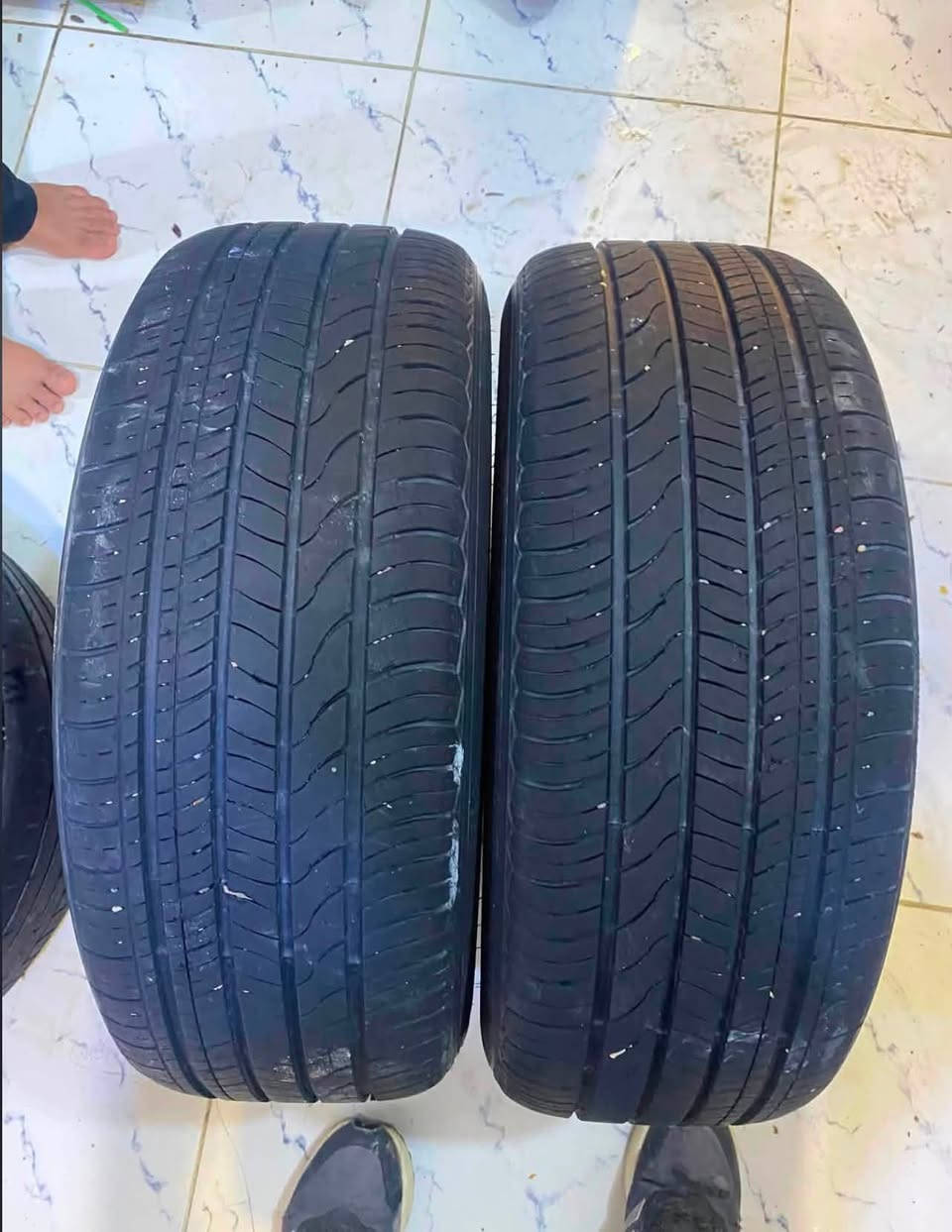السلام عليكم

فتحه 120*5 يشتغل بي ام دبيلو 

تخم وياله فويسن حجم 17 

بدون فطر او لحيم 

مع تايرات 215/55/17 

السعر 75قفلهن مكاني ناصريه مكفول
***********
