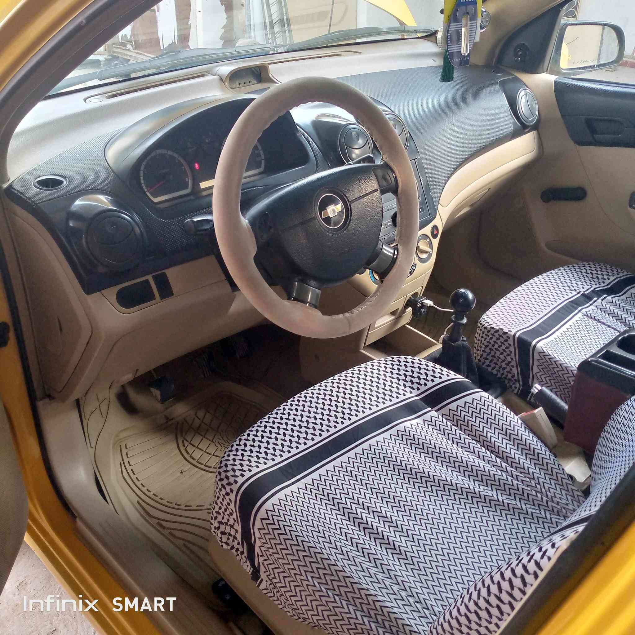 سلام عليكم افيو للبيع موديل ١١ رقم بابل سنويه ٢٧ مصفره هيه سياره جاهزه مكينه مفتوح تبريد حداديه تخم تاير مال جناي السياره شركه العامه خير من الله سعر٥٨ وبيها مجال بسيط  مكان سياره سده الهنديه ***********
