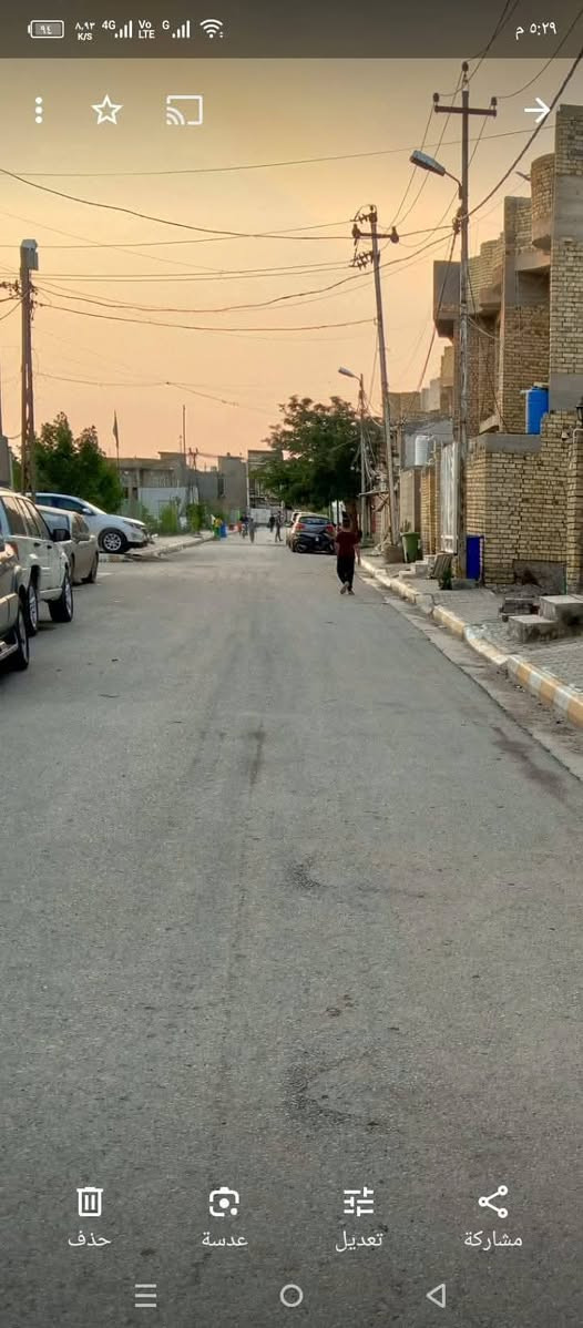 تحية طيبة 
( نسعى دوما نحو الافضل) 

اختر العقار المثالي مع 
( مكتب بركات المنتظر للعقار) 

اعلان رقم  1172
تتوفر دار سكن للبيع  في منطقة الخاجية مساحته 200م بواجهة 10م ونزال 20م وعرض الشارع 10م. 
في منطقة  3000 خلف الكفيل قريبة جدا عن شارع40 
موقع مميز جدا  على ساحة خضراء  والمنطقة كلش  حلوه وهادئة وخدماتهة فوول
  تتكون من طابقين، يحتوي الطابق الأول على استقبال وهول ومطبخ وغرفتين ومجموعة صحية ، فيما يضم الطابق الثاني غرفتين نوم وهول، ومجموعة صحية 

قريب على التقاطع الرئيسي 
على ساحة خضراء 
قريب على  المدارس 
خلف العزاوي 
منطقة حلوة وهادئة وخدمات فوول 
ماء وكهرباء ومجاري وتبليط 

السعر:::  مناسب 

لمزيد من التفاصيل يمكنكم مراسلتنا على الخاص او الإتصال على الأرقام التالية:
📞***********
📞***********
أو مراجعة مكتبنا الكائن في  : الخاجية . شارع 40  قرب مجمع عالم الانشائية 
بأدارةابوحسين الزركاني
 
كما يمكنكم التواصل معنا عبر الواتساب
