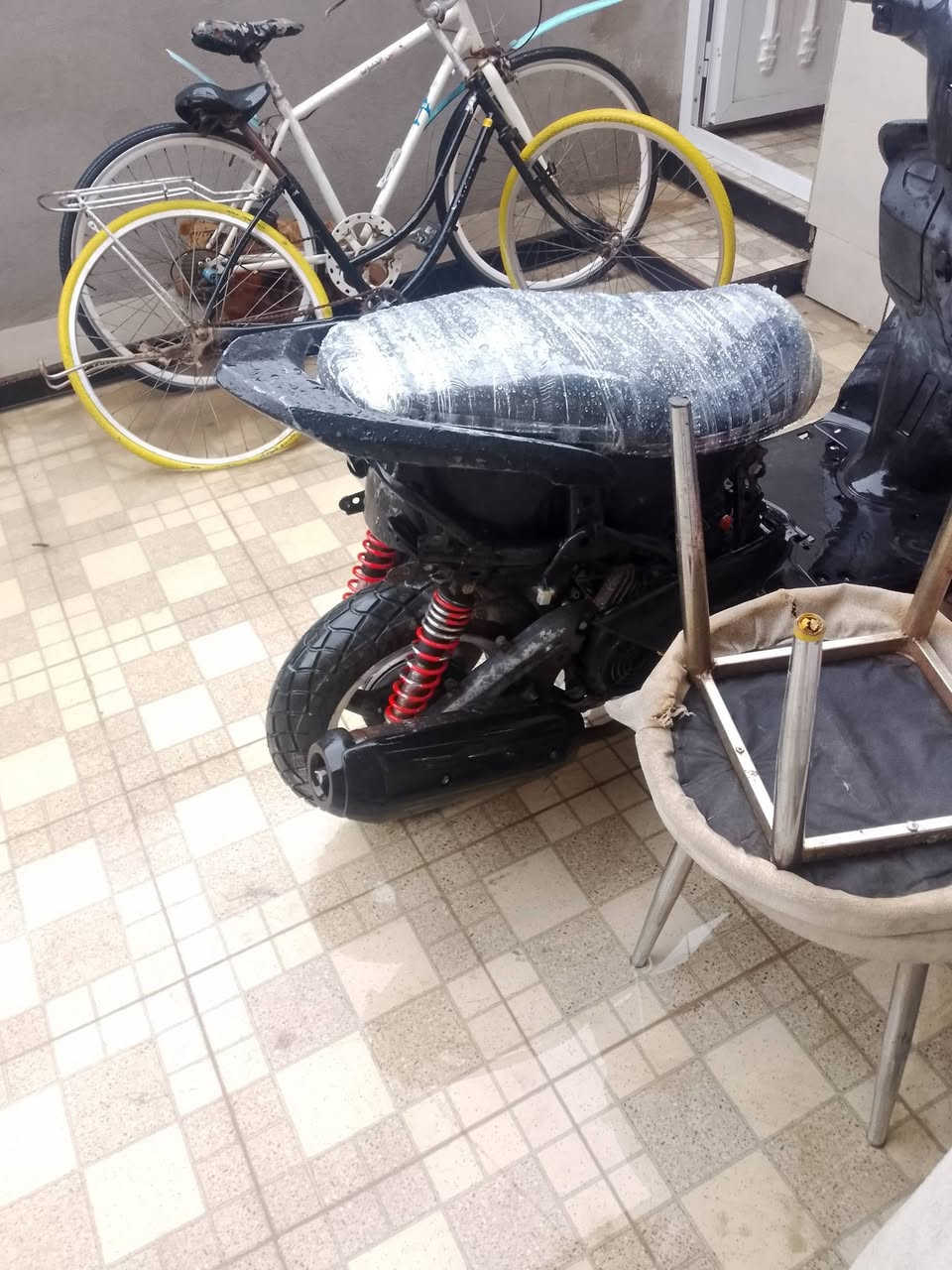 سكنس نثيه 110
بوشه جديده 
بستم جديد
كور جديد
ولفات جديد
زنجيل ومصاطر جدد 
كلج امامي وخرز 9 ملم  جدد
كابريتر جديد 
شوته جديده
قمجي بانزين وبريك جديد 
صار يومين من شديتهن غراض كلهن اصليات
وبعدها عل سحك  
البجم الأمامي موجود وبي ضرر والصفاح ماكو 
نقصها فاكيوم وبنزات اكلج خلفي 

300 الف مكاني زعفرانية متواجد خاص


**إذا كنت صاحب هذا الإعلان وتريد حذفه لأي سبب، رجاءا أرسل رسالة إلى الدعم الفني**