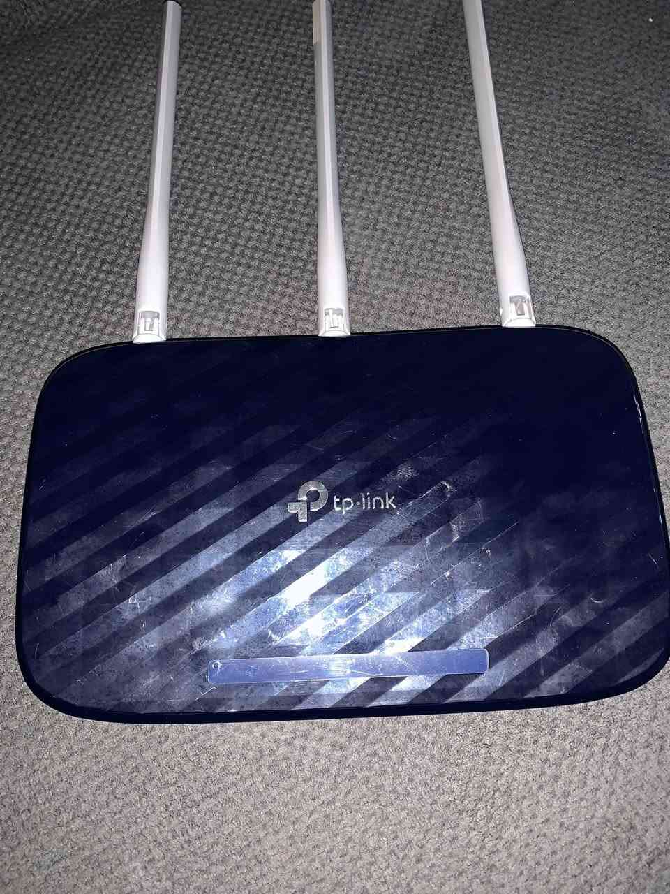 راوتر TP-link ارقى شركة راوترات نزل سعرك واخذة مكاني بغداد


**إذا كنت صاحب هذا الإعلان وتريد حذفه لأي سبب، رجاءا أرسل رسالة إلى الدعم الفني**