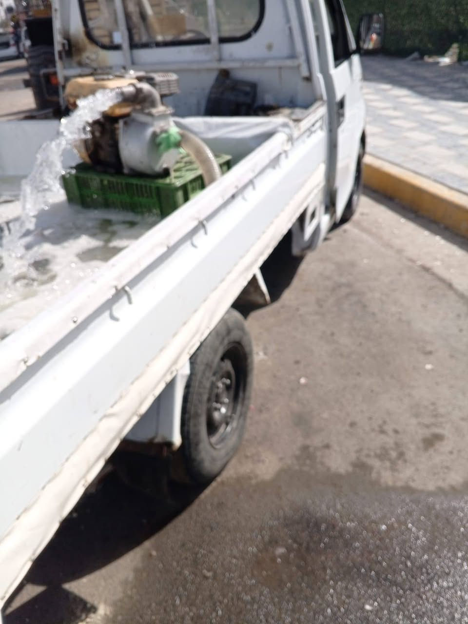 بيكب شيري 1طن 2011 تحويل ثاني يوم مكينه مصارلها شهر من جفتتها كير جديد زوج تايرات جدد تبريد ما يشتغل رقم بغداد الكشر مثل ما موضح بالصورة للاستفسار الاتصال *********** السعر 28وبيها مجال بغداد, العراق
