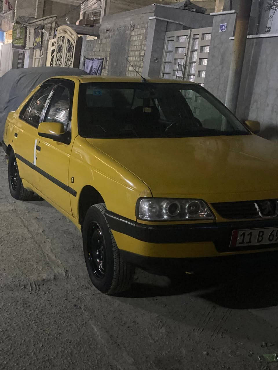 سلام عليكم
بيجو جيلكس سياره نظيفه مال جناي كفاله تخم تاير جديد تبريد تدفئه كله شغال مكاني بغداد التواصل ***********
