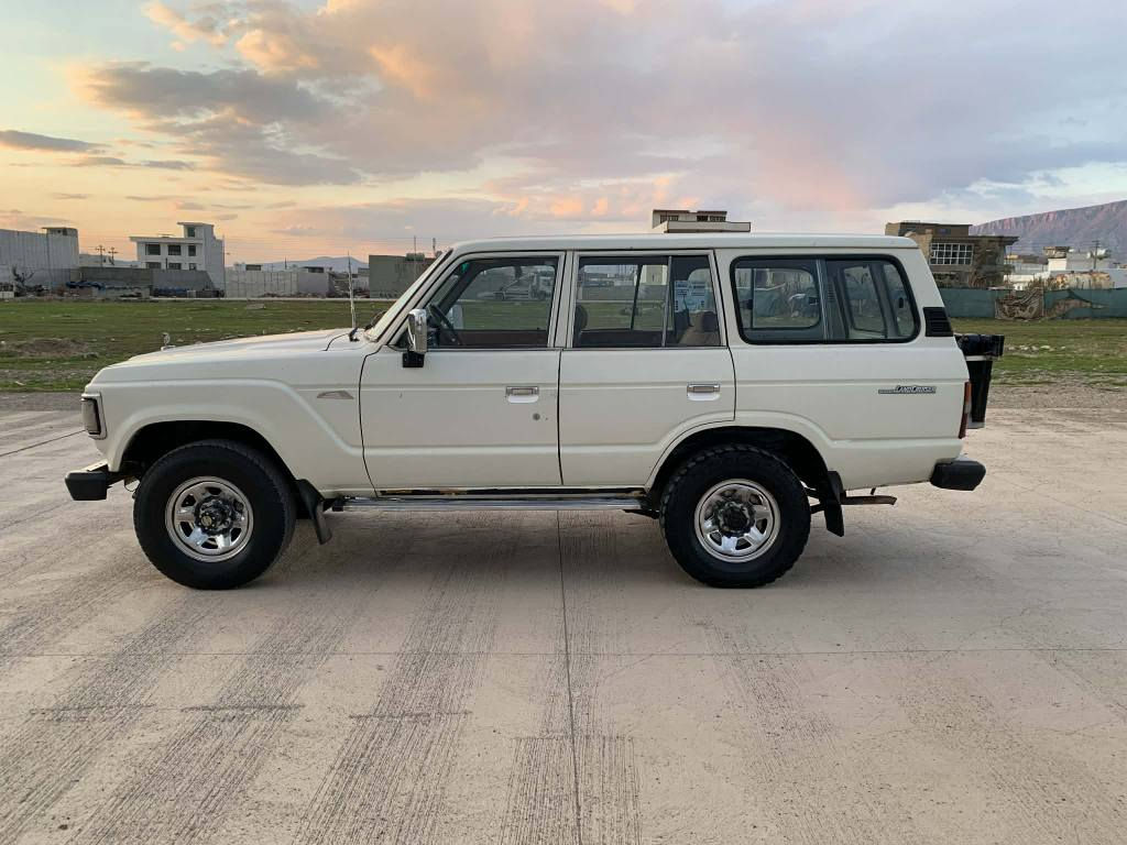 ***********توێتالانکرۆزەر بۆفرۆشتن بێ دە عمو وەرکە ڕاو مە کینە ٣ئێف ٦گێڕ سوکان پاوەرە بێش دیسکە جگنێتە کلاج پاوەرە کلاج پانکە یە ٤لایتە مالی دۆستە دە ماری تێک نە جوو هە مو کیانی بە شرت دبڵ ئکسل بە شرتسعری ٣٥کە ڵا شوێن بیرە مکرون دوکان سیاحی کوشنو کاعی تازەیە مشتری تە لفون بکە جوابی نامە نادە مە وە دخان, السليمانية
