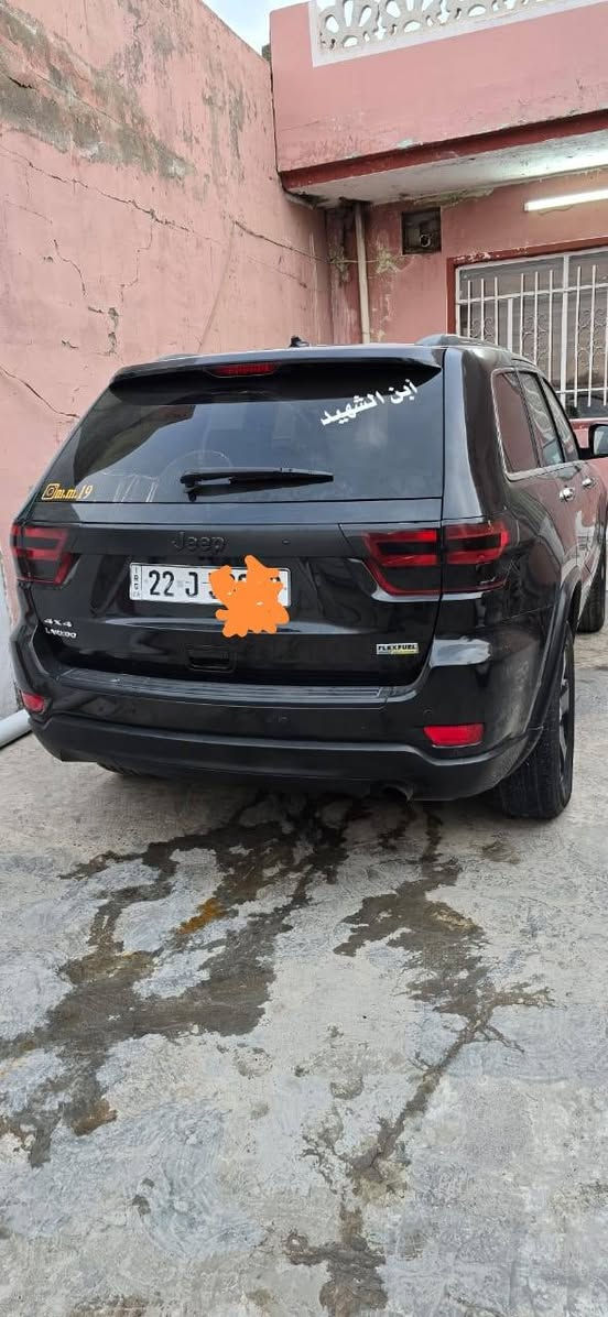 جيب لاريدو موديل 2011 كلين ضرر قطعتين شرط بدون دواخل محرك 6سلندر رقم أربيل بسمي كاربون بانزين مكاني موصل ***********
