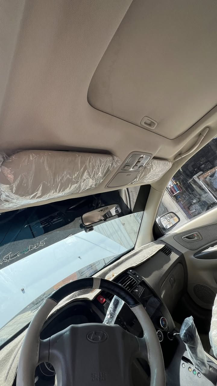 سيارة توسان 2009خليجي كامله مكمله جدا نظيفه رقم بغداد باسمي رقم الجديد مكاني كربلاء الاستفسار ***********
