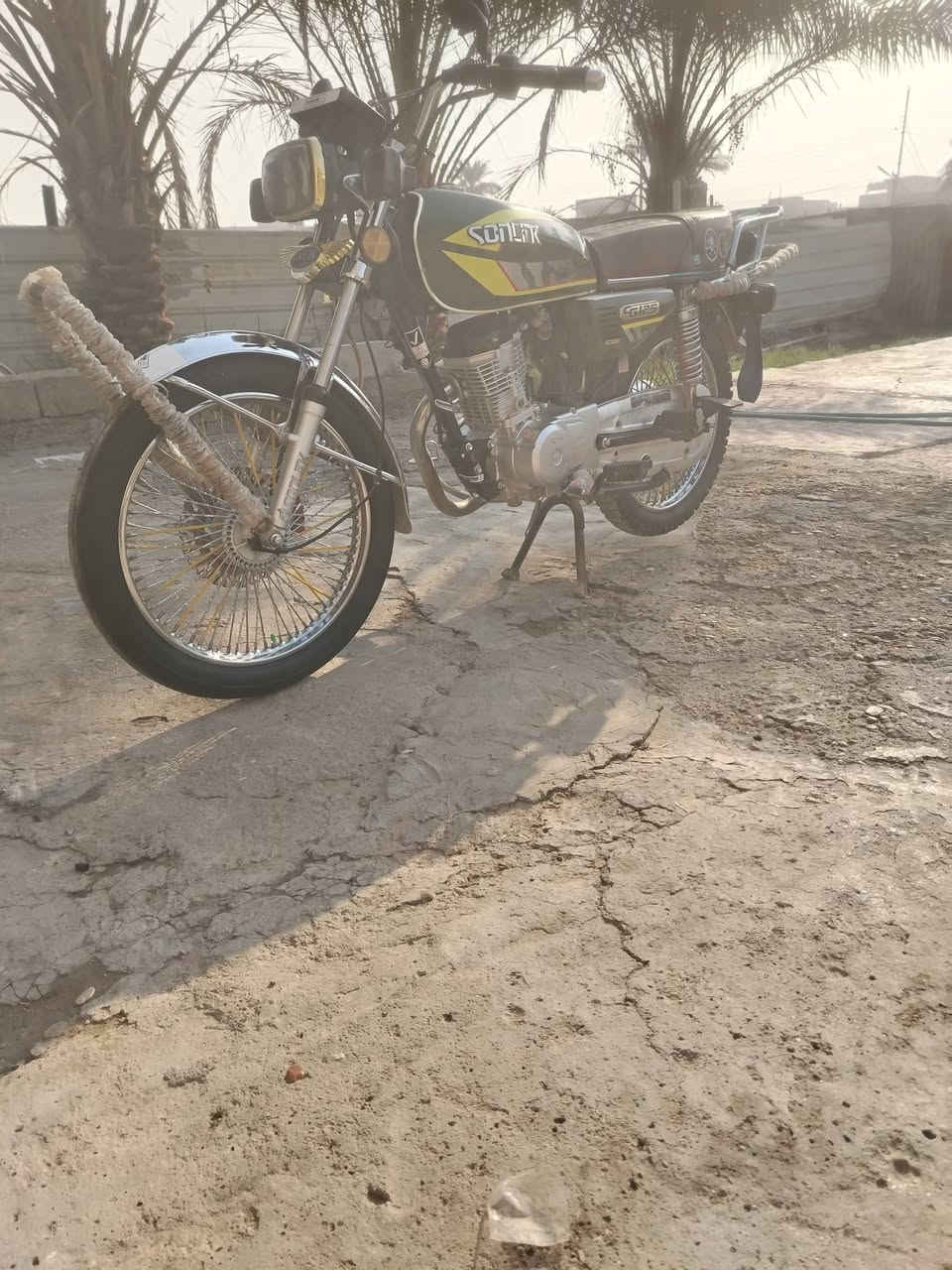 السلام عليكم دراجة تايكر للبيع موديل 24 دراجة كاملة شلعة ومعدل اوراق كاملة اصولي  مكمركة مكان بغداد الدورة سعر 750 بيها مجال رقم ***********
