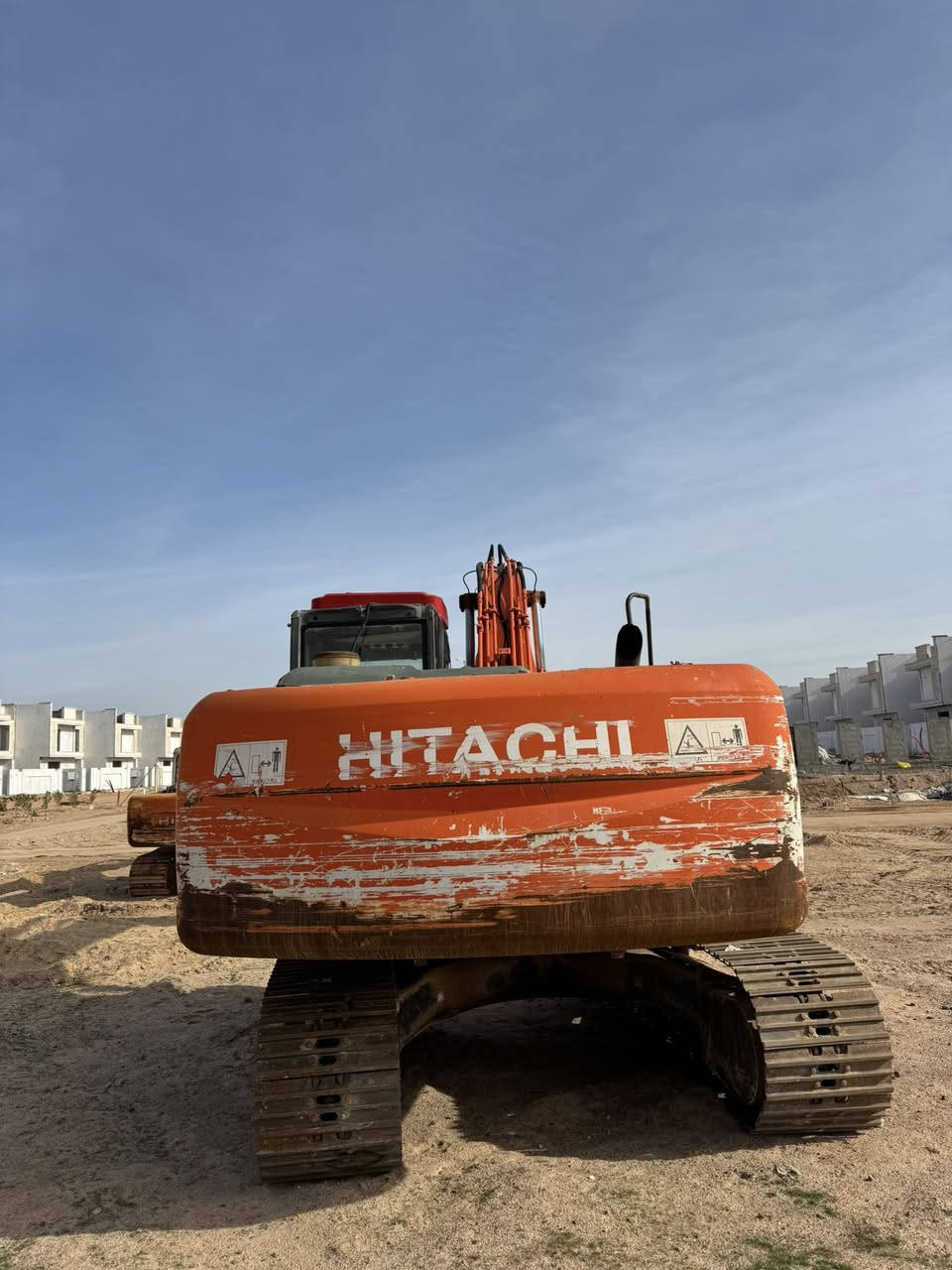حفاره للبيع هيتاشي z3 رقم قادسيه بااسمي 2012 حفاره كامله  مع جك 1500 مكانها كربلاء السعر 325  للاستفسار ***********
