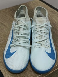 حذاء كرة • فرنسا • مقاس ٤٠