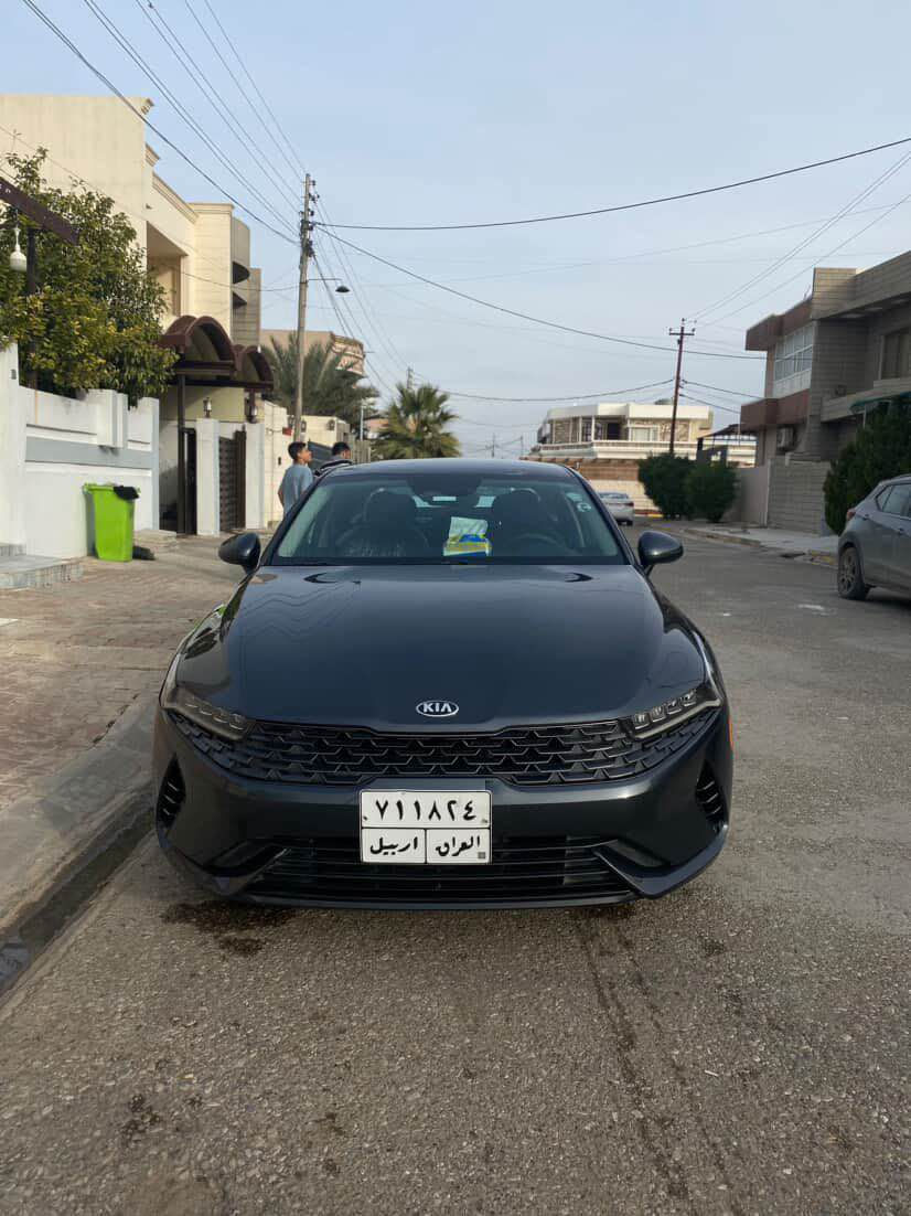 محرك 16 توربو 
جاملغ خلفي فقط صبغ رقم شاصي موجود 
سيارة مابي اي نقص ونظيف
بطاقة بانزين موجود 
مواصفات معروفة وارد امريكي 
سعر ١٦٠

للتواصل *********** كركوك, العراق
