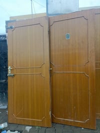 5 بيبان للبيع نضيفات بسعر مناسب 07871985575