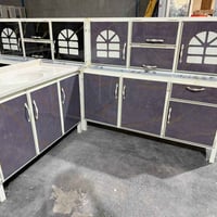 كاونتر المنيوم • خزانة