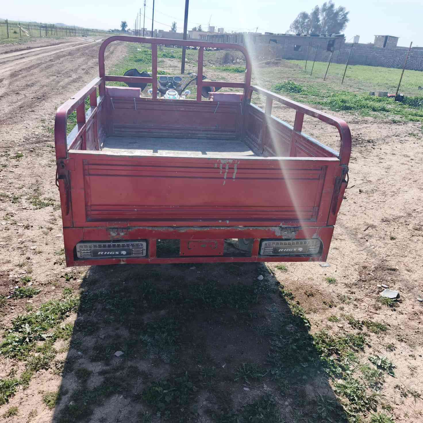 سلام عليكم ستوتا رقم سنويه للبيع مكينه 2025 ما مفتوح كهربائي شغال رقم ***********
