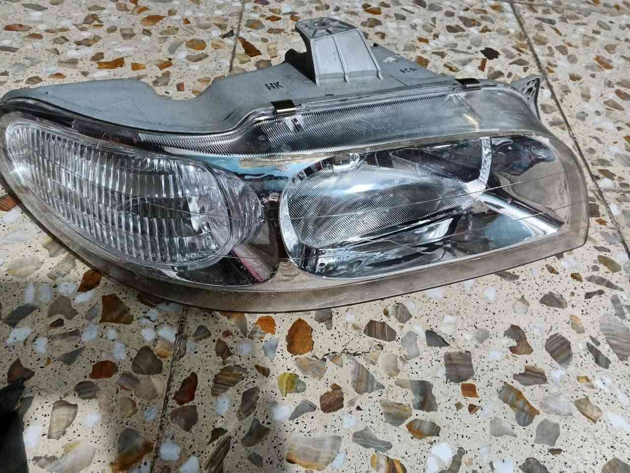 السلام عليكم متوفر مازده تك جهه اليمين نوبرا 96 و97 شرط حاويه بالباكيت وزوج مري اليحتاجهن يتصل ***********
