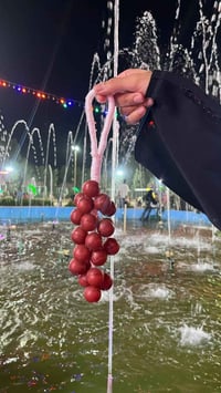 🍇🌸 مليتوا من الصابون العادي والمواد الكيميائية؟ ​شوفوا هالأناقة! عنقود...