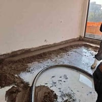 سكريد • تسوية أرضيات • ميزان ليزر