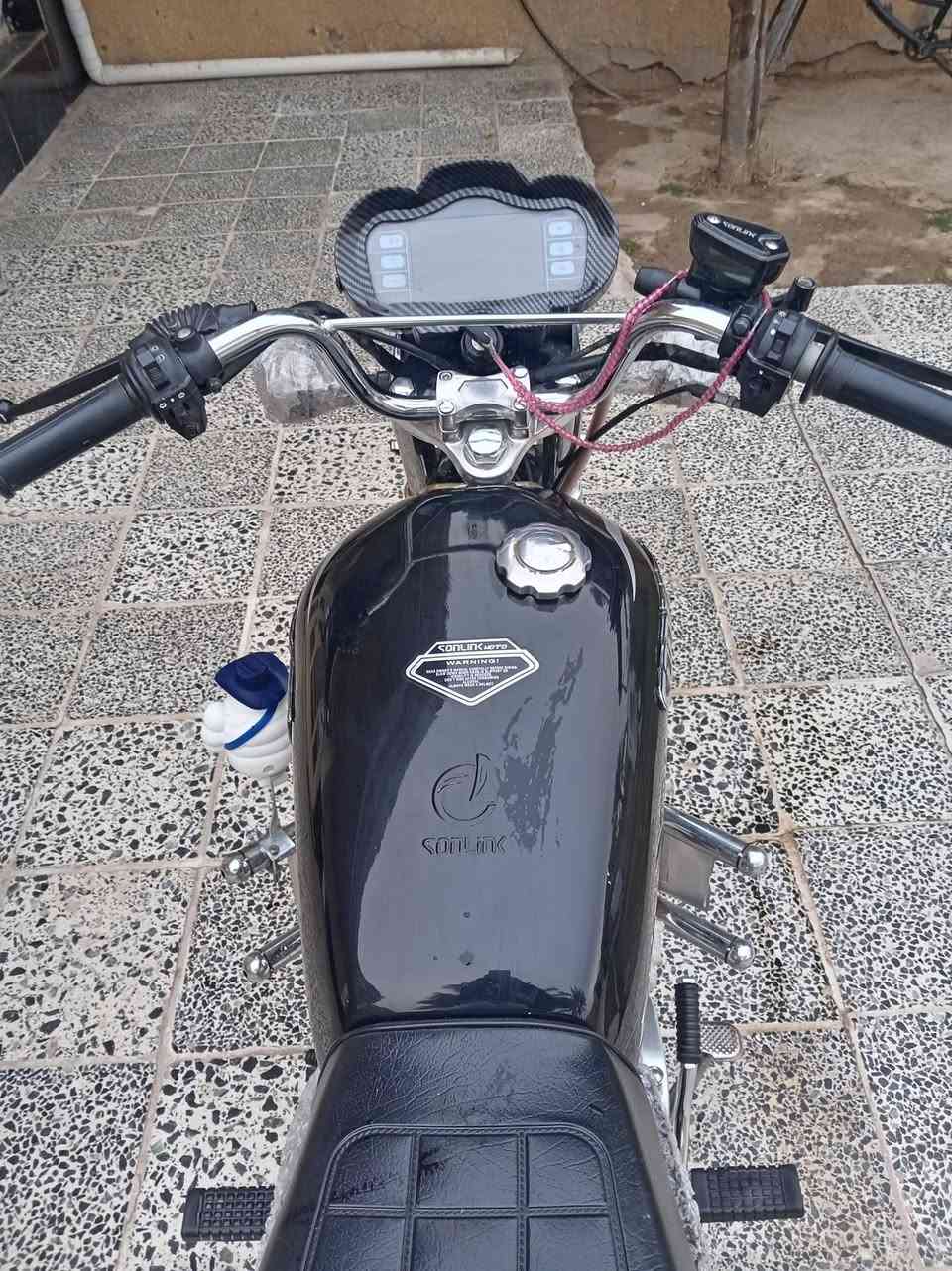 السلام عليكم دراجة تايكر موديل 2025 بلادي نضافة مثل ما موضح بالصور وأحلى محرك مكفول المكان ديالى بعقوبة العثمانية للاستفسار خاص أو للاتصال على الرقم ***********
