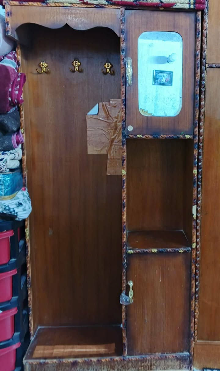 تخم جدبد ب300
غرفه نوم بدون كنتور ب100


**إذا كنت صاحب هذا الإعلان وتريد حذفه لأي سبب، رجاءا أرسل رسالة إلى الدعم الفني**