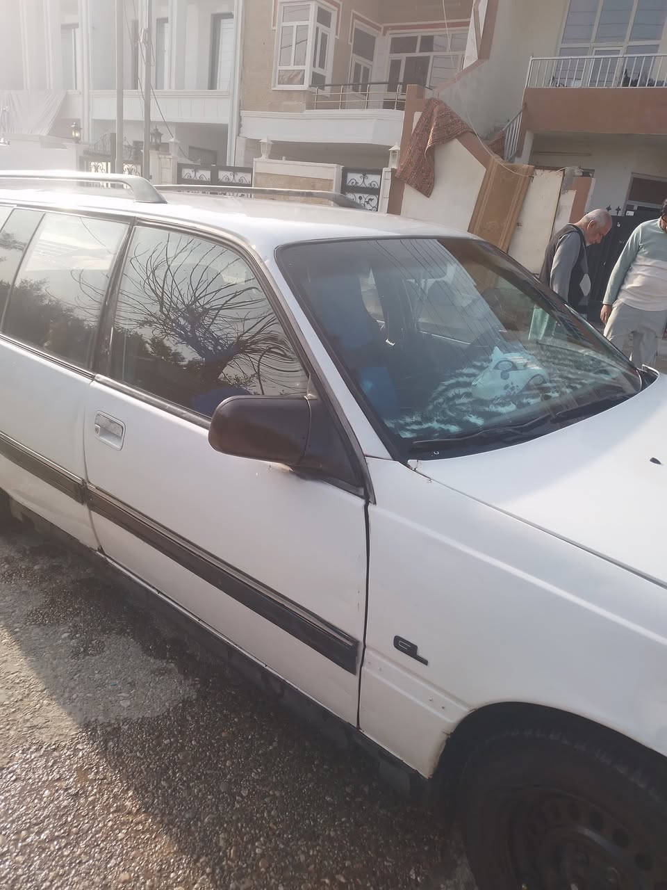 السلام عليكم ورحمه الله وبركاته 
اخوان سياره اوبل اوميكا موديل ١٩٩١ 
محرك ٢٠ المرغوب اللون الابيض
محرك كير كهربائيات  بشرط 
شاشه مسجل بلوتوث وتدفه فول كله شرط دواخل نضيفه 
رقم نينوى سنويه ابيض مسوي فيها وكاله مسبقا انطيك بشرط مكاتبه صاحبها في حي الطيران نينوى
 مكاني اربيل بيع مستعجل وسعرها فول مناسب ١٣ وبيه مجال 
رقم الموبايل عليه وتساب ***********
