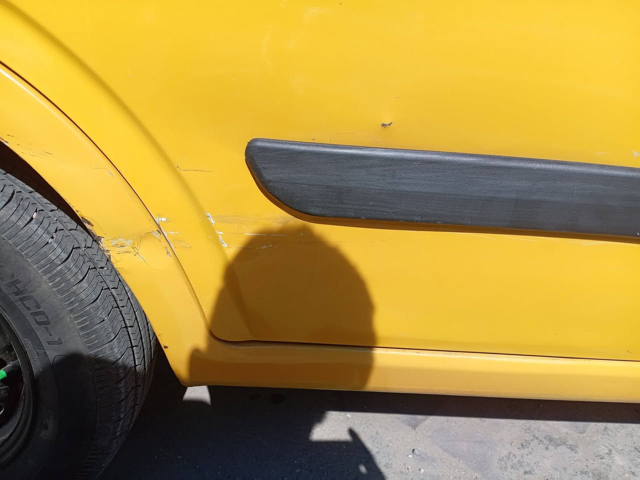 اسلام عليكم طيبه مديل ١٥ باسمي هيئه وغرامات مصفرهه سنويه ل٢٨ تخم تاير جديد صدر امامي خلفي جديد كير ومحرك كفاله  بيه هاي طخه فقط سعر ٤٠ رقم هاتف *********** مكاني بغداد مدينه الصدر
