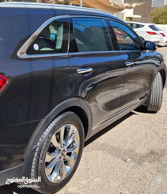 سورنتو موديل 2020
خليجي رقم بغداد 
ماشية 91 الف
المواصفات
محرك 3500 - V6
كشنات كهرباء
3 وضعيات قيادة
تشغيل بصمة
بصمة ابواب
مري شفط
حساسات امامية
حساسات خلفية
كامرة  خلفية دوارة
3 قطع تبريد 
شاشة لمس 
ابل كار بلي
شحن واير ليس 
بردات خلفية
صندوك كهرباء
❗️ملاحضة سيارة بيهة كم رصعة قليلة بلباب الخلفي جهة اليمنة 
السعر 250 بيهة مجال للشراي
العنوان الاعلام
📞***********
