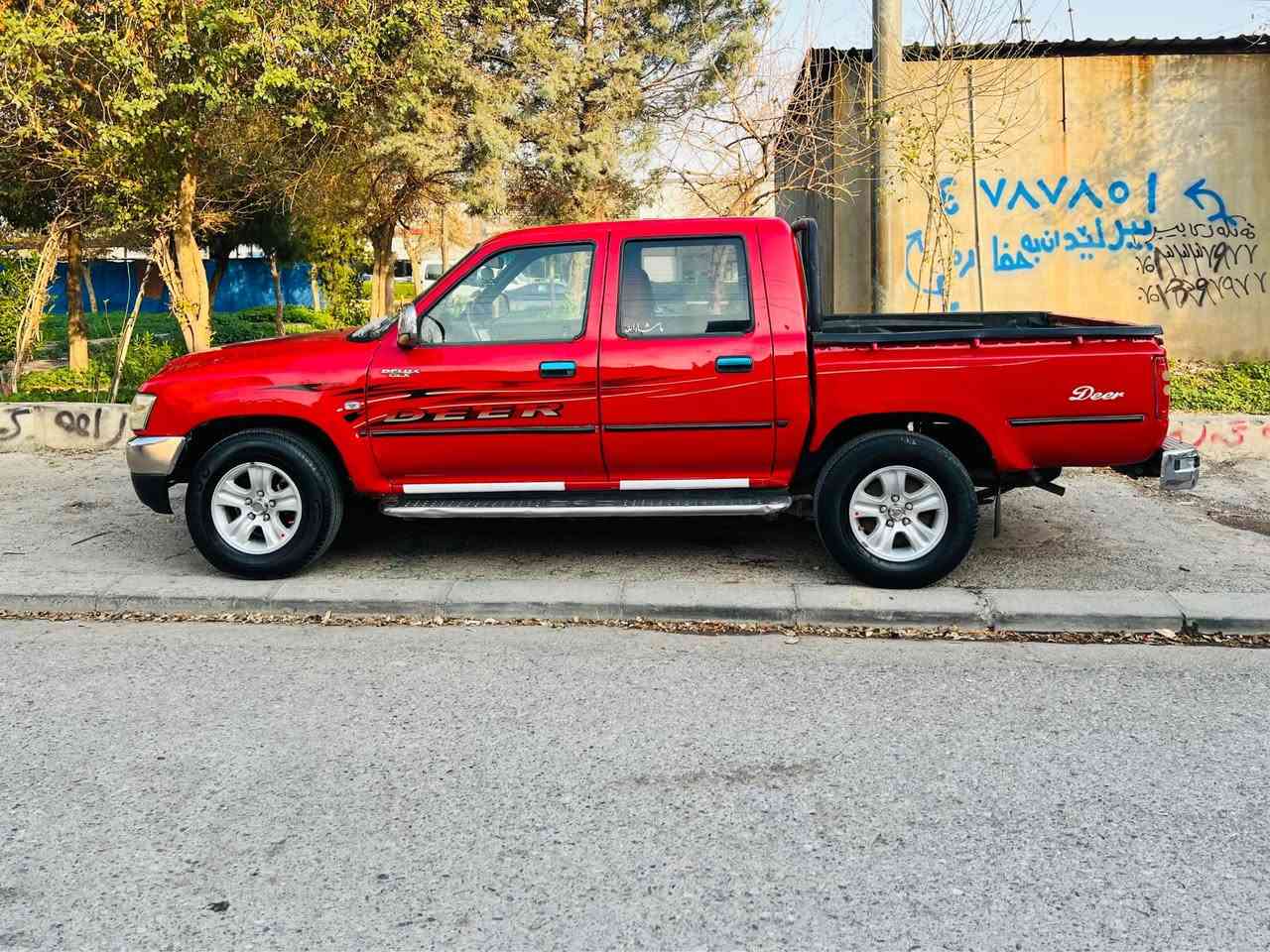 پیکاب دێر مودیل 2011گێر عادی
جام کارەبا ئاوێنەکارەبا ویلکەپ
بێ سبوغ بێ لێدران بەس ساردی هەیە
تایەی نوێیە یەک دینار مەسروفی نیە 
گێرومکینەی بەشەرتە بێ عیبن 
سەنەوی 7روژە بەسەرجوە
تحویل غرامەی بەشەرتە  
سعری 68وەرەقە شوێن هەولێر 
ژم ***********واتسئاب أربيل, العراق
