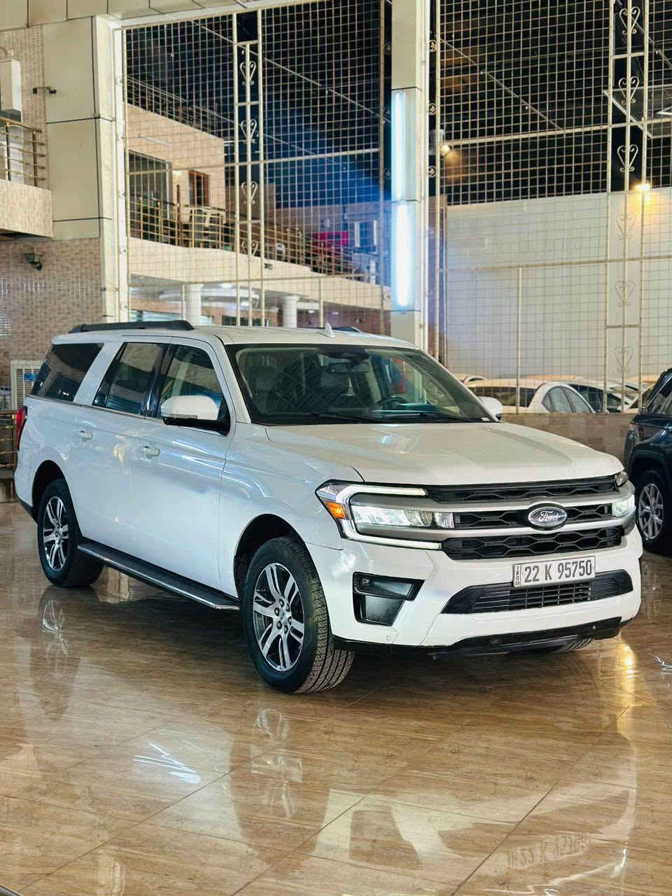 فورد اكسپدشن max ٢٠٢٢ مرقم جاهز
سعر 275بلاش
ضررخفيف شبرين صبغ حافة البونيد فقط و جاملغ مبدل اصلي شركة بدون صبغ بدون دواخل  ايرباكات سيتم فئة xlt  فول مواصفات عدا فتحة 
سياره جاهيز بدون مسرف
سيار موجود اربيل
واتساب *********** أربيل, العراق
