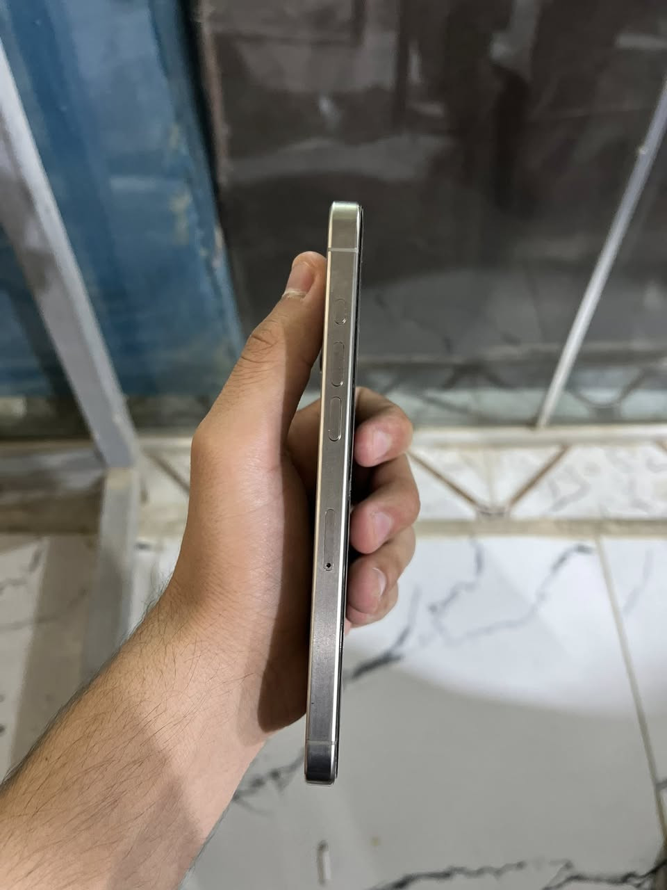 ذاكره 256 بطاريه 89 نضافه شخط واحد جهاز لا مفتوح ولا مصلح وين ميعجبك افحص على حاسبه كله نورمال وتر بروف الون مميز موضح بالصوره 
شرق اوسط AAA
السعر مليون و100 الف وبي مجال شي قليل 
كارتون وشاحنه الاصليه ويا


**إذا كنت صاحب هذا الإعلان وتريد حذفه لأي سبب، رجاءا أرسل رسالة إلى الدعم الفني**