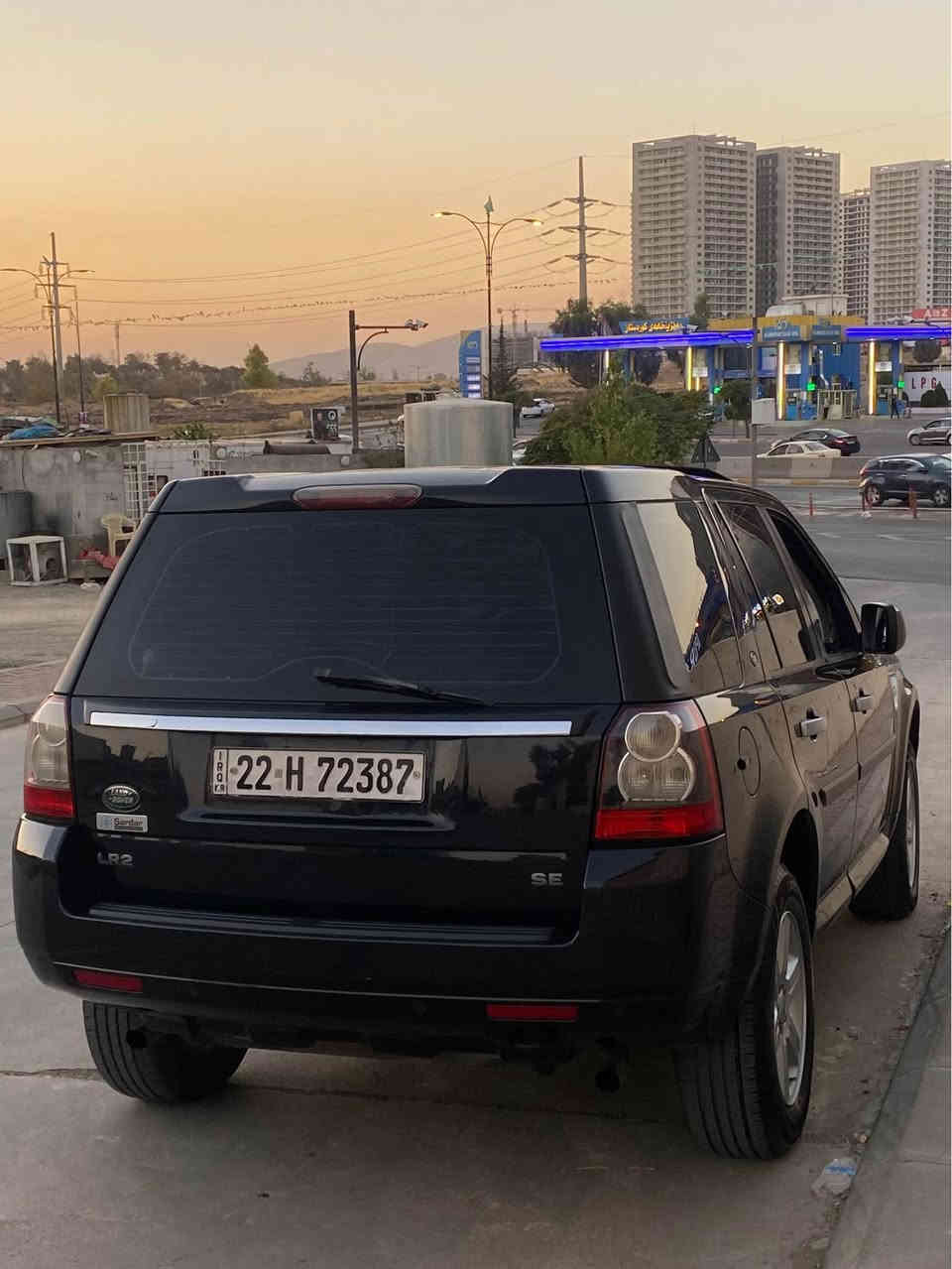 سڵاوی خواتان لێبێ landrover 2011 lr2 بێ بۆیاخ فول کوشن کارەباو کوشن جڵد شاموای ڕەنگی خەنەیی 
گێر تۆماتیک و ئادی چەند مۆدی لێخوڕینی تر 
دەبڵ ئەکسل
سەقف پانۆراما 
تەحدید سورعە
سەیارەکە مەکینەی ئوروپیم سەر خستوە لۆک لۆک دارو باردیم گۆڕیوە تێر مەسرەفم تیا کردوە  
بەناوی خۆمەوەیە سەنەوی و هەزە هەمو شتێکی تازەیە 
سعری ١٠٦ گەڵاو مەجال لە سلێمانیم ژمارە *********** السليمانية, العراق
