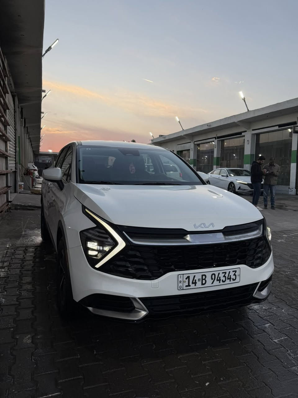 سلام عليكم
سبورتج موديل ٢٠٢٣ امريكي حجم اكس برو برستيج جاملغ امبدل نفس الون وربع اصابع من الباب وبيهه طخه كد شبر ممسويه شوف العين 
سيارة ماشيه20  “ محرك بانزين وهايبرد  مكفولات بلاديات
بيع او مراوس حسب القناعه
المواصفات:
كشنات تغليف جلد
 تو ويل ونضام
 فور ويل
كير موس
٨. تدفئة بالكشنات
كامره خلفية
١١. لايت اوتو

١٢. اطفاء ذاتي

١٣. نزول منحدرات

١٤. مانع تزحلق

١٥. انظمة قيادة عدد ٤

١٦. بلوجكترات

١٨. شاشة كبيره

١٩. عدادات ديجيتال

٢٠. شحن موبايل امامي وبالكشنات الخلفيه

٢١. آبل كار بلي واندرويد 

٢٤. لايت زينون عالي وناصي 

٢٥. حساسات خلفيه اماميه

27. توقف ذاتي
السعر 200
للاستفسار***********
